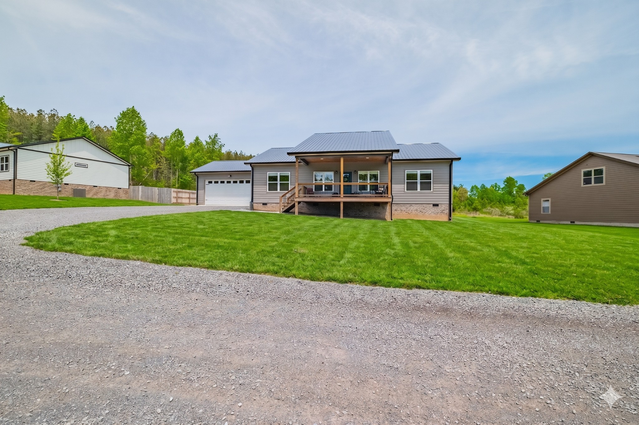 55 Rustling Pines Rd Property Photo 3