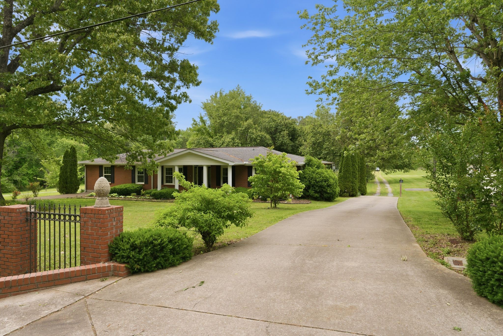 4449 Washington Rd Property Photo 1