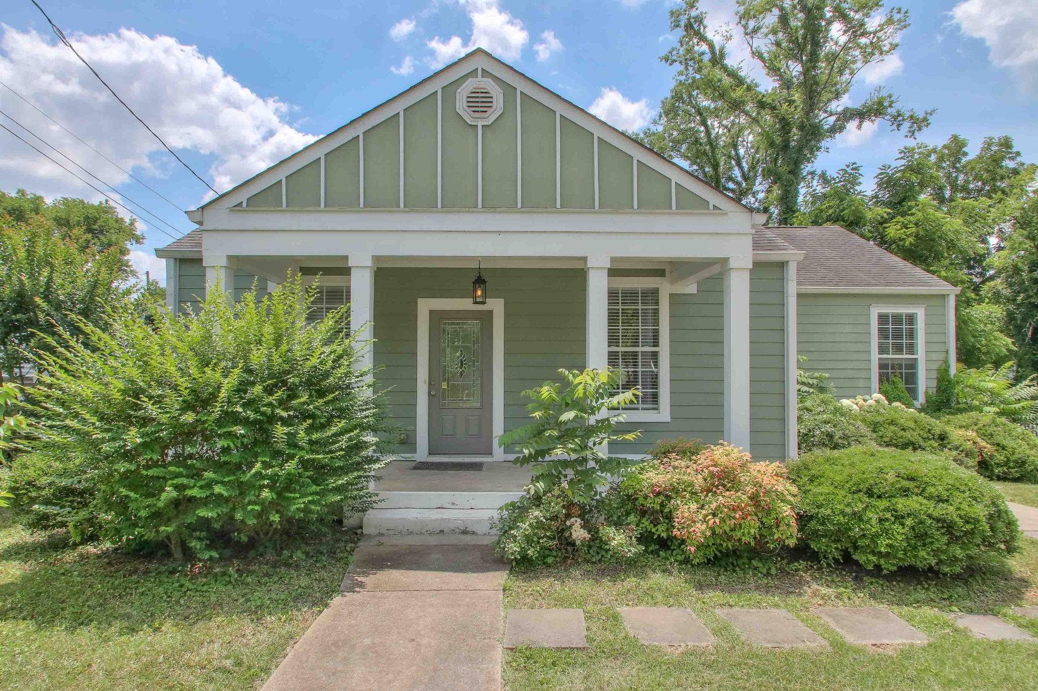 1008A Cahal Ave Property Photo 1