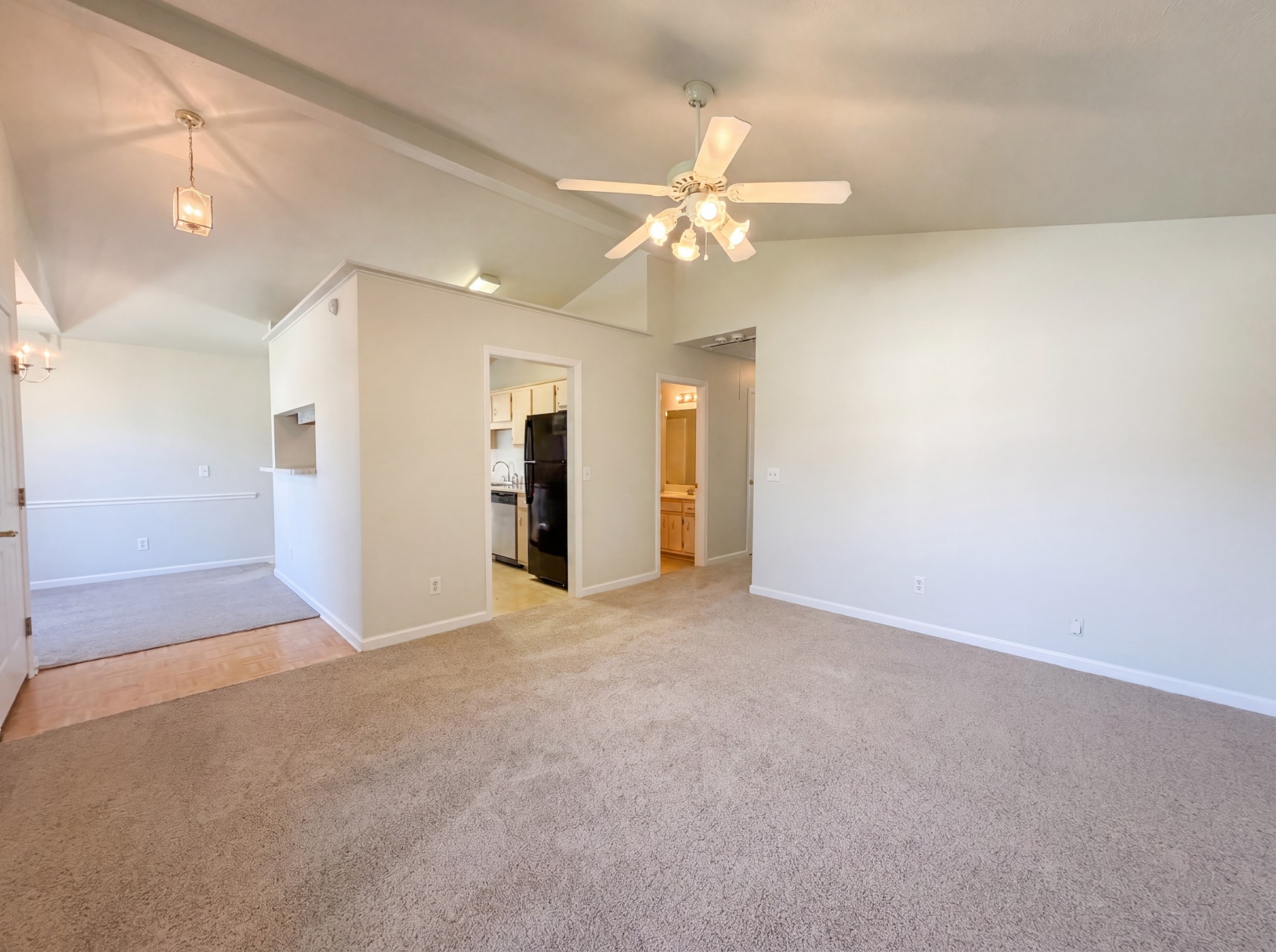 609 Sandy Spring Trl Property Photo 3