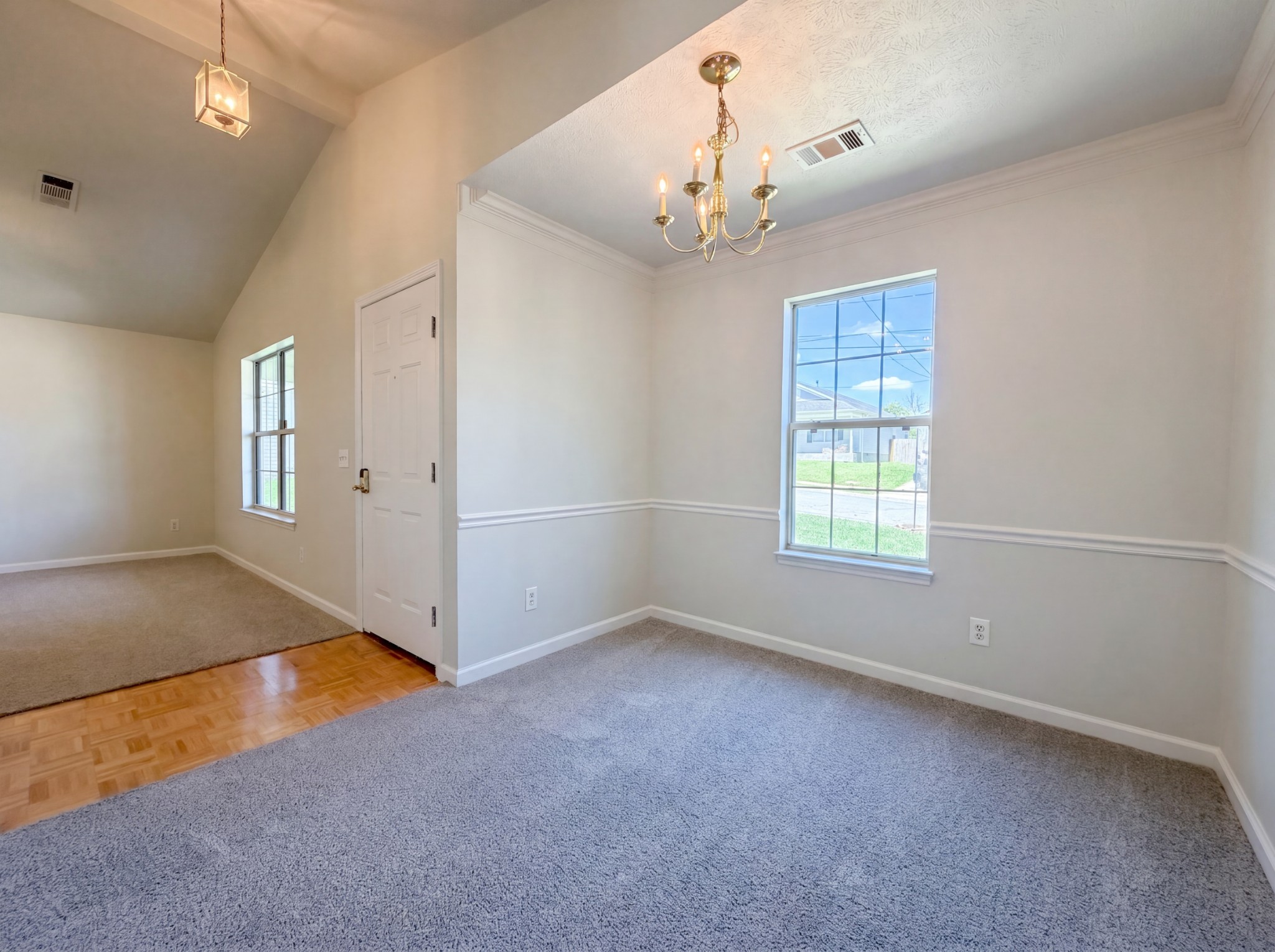 609 Sandy Spring Trl Property Photo 6