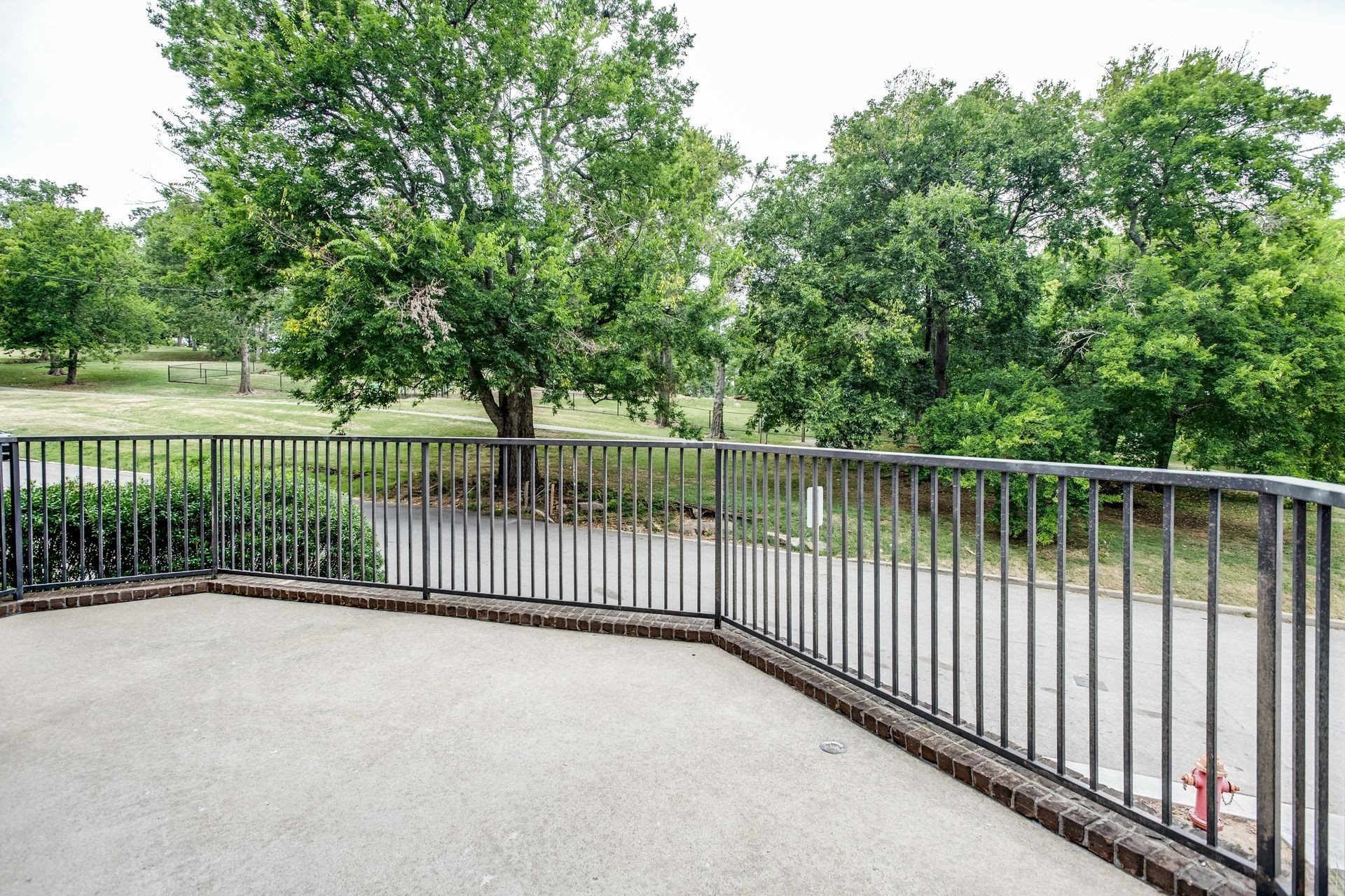 2905 Parthenon Ave Property Photo 1
