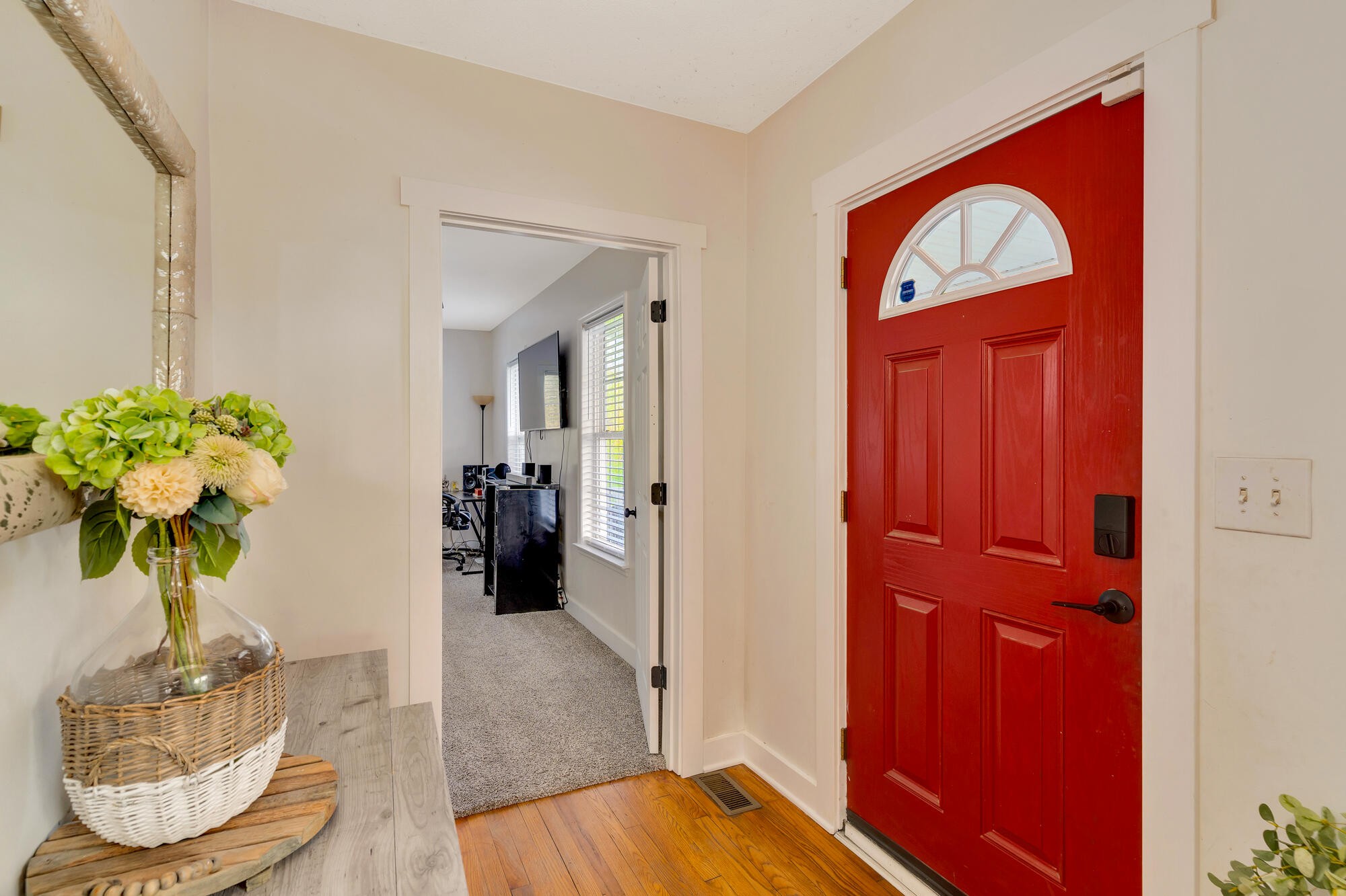 223 Ivy Street Property Photo 10