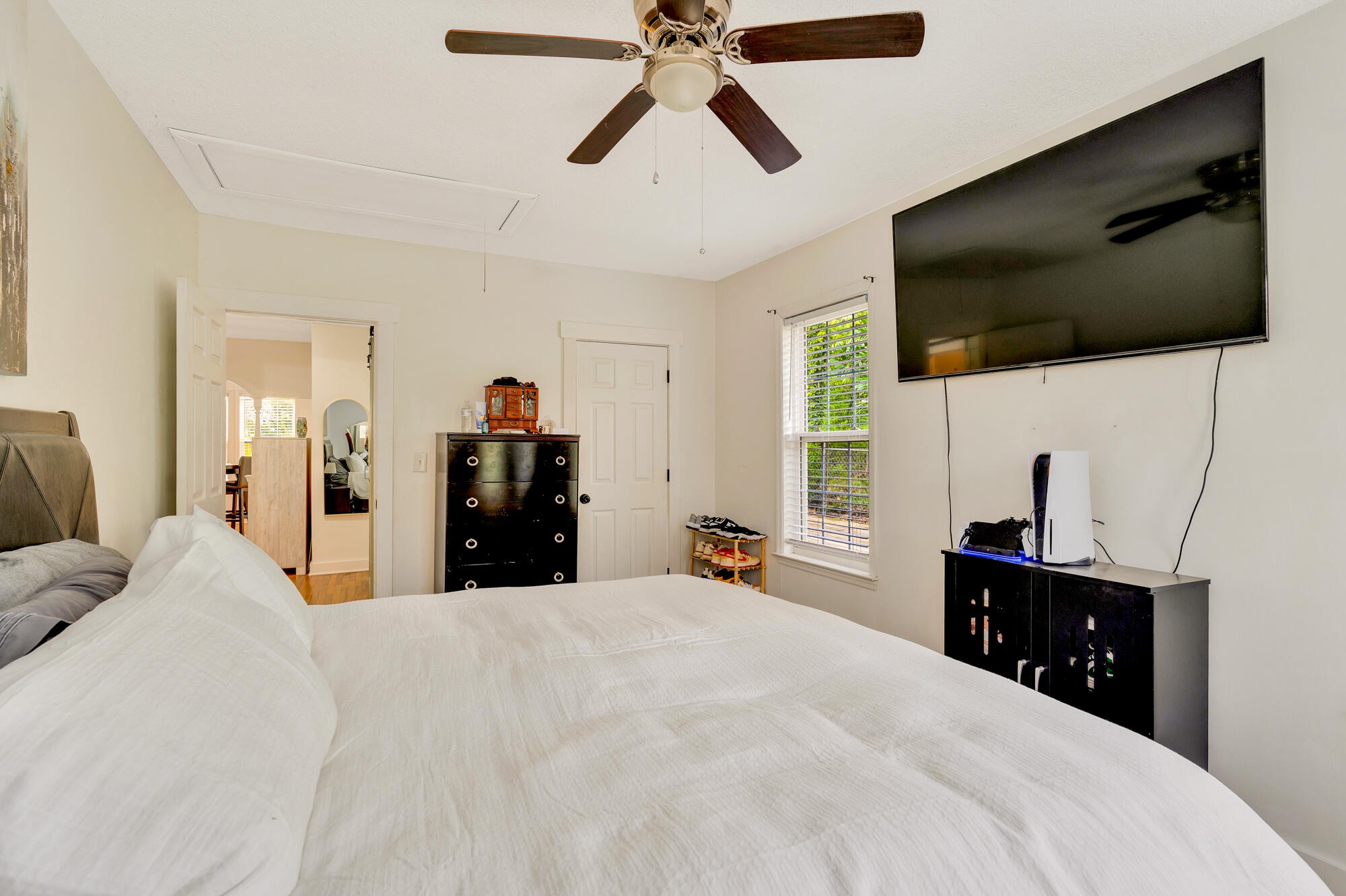 223 Ivy Street Property Photo 31