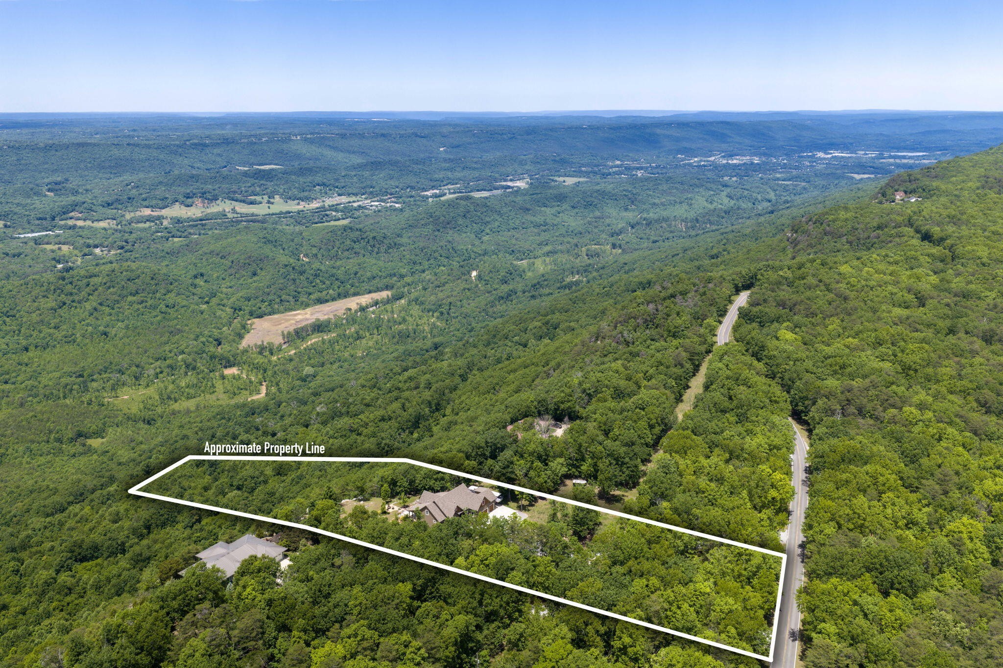3099 Sunset Drive Property Photo 4