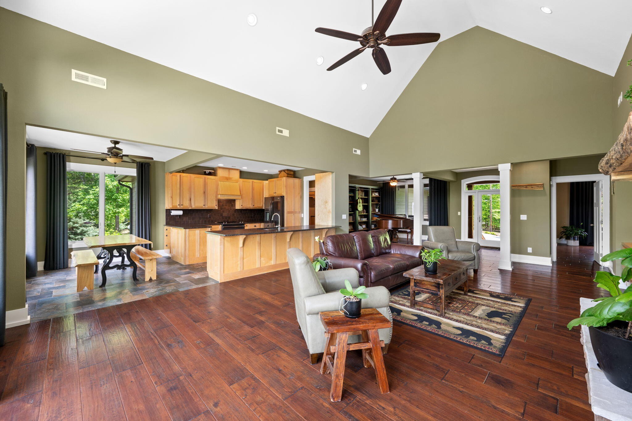 3099 Sunset Drive Property Photo 15