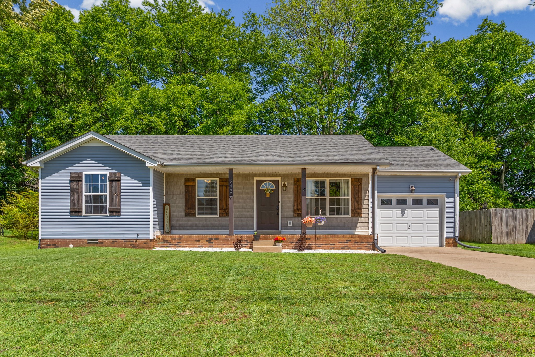 3429 Sandpiper Dr Property Photo 1