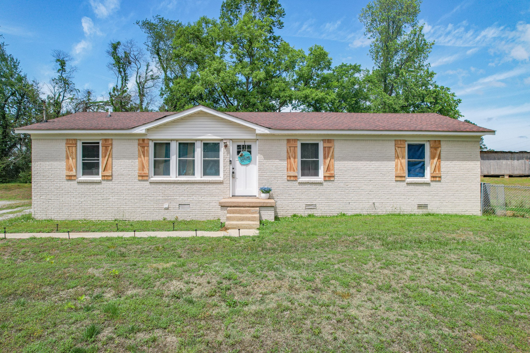 2220 Cherry Dr Property Photo 1
