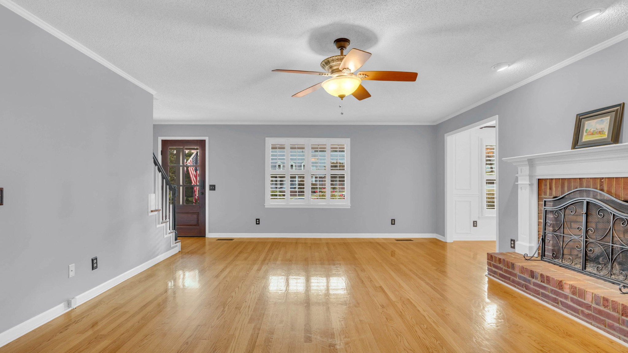 3046 Hawthorne Street Property Photo 7