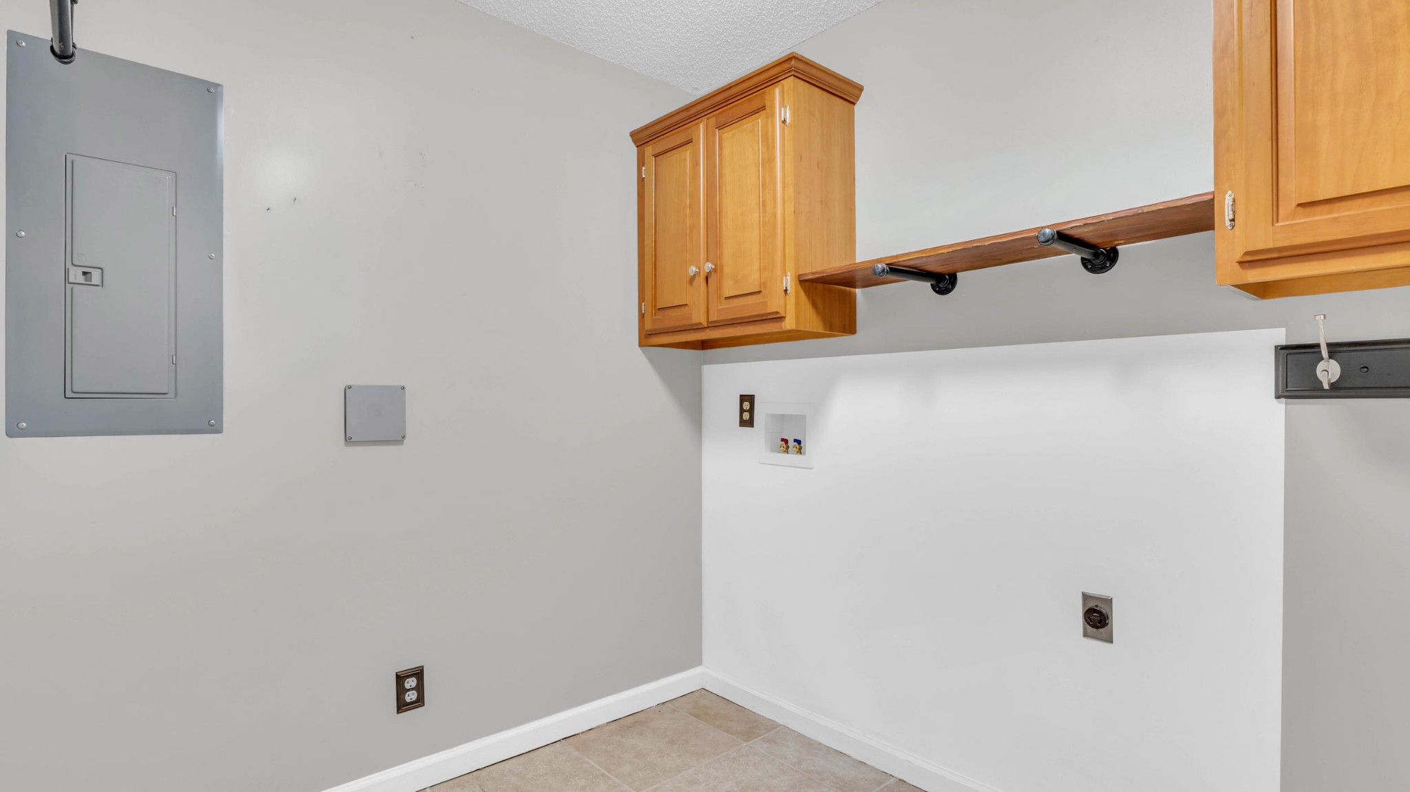 3046 Hawthorne Street Property Photo 14