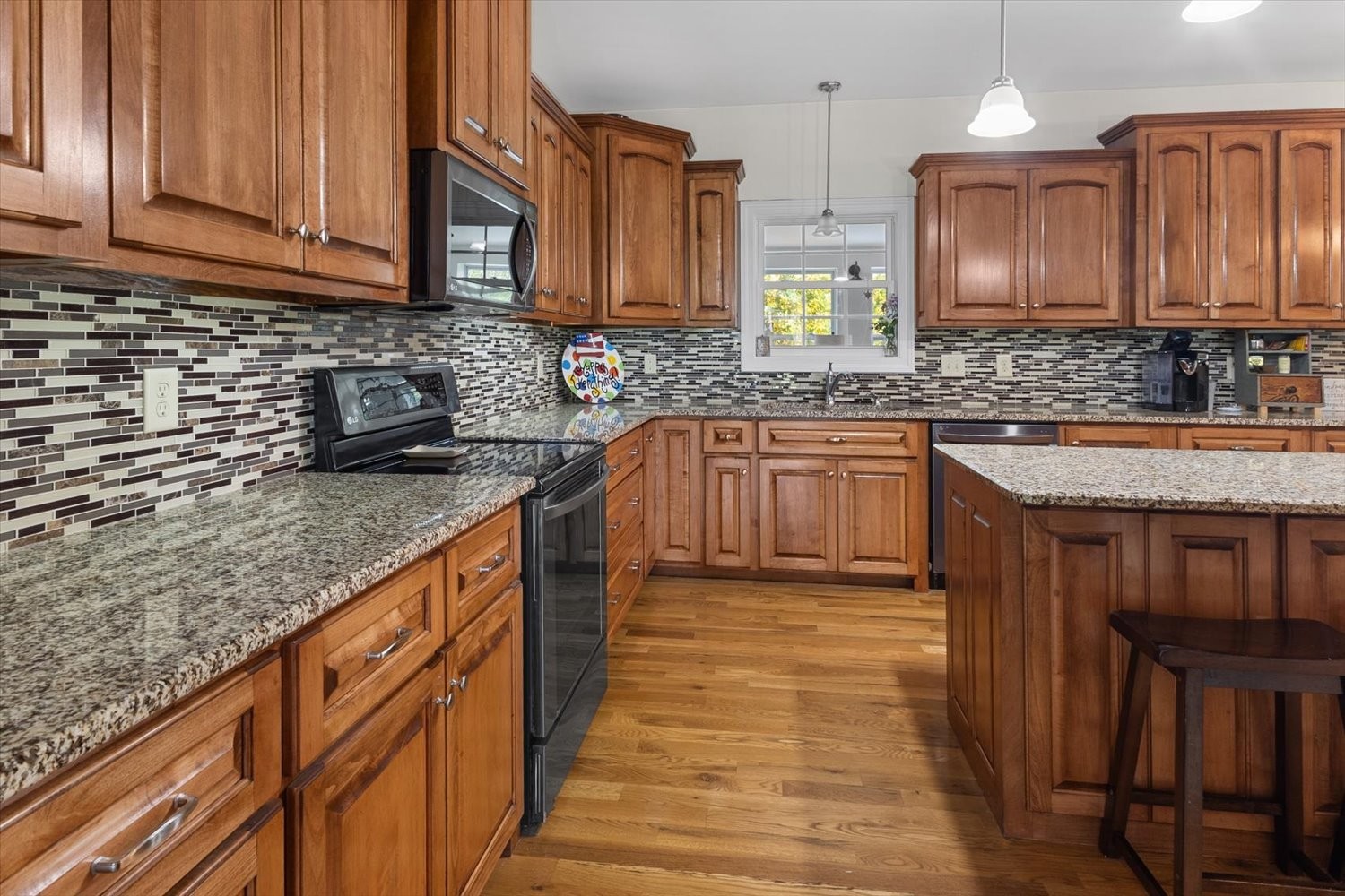 605 Compton Ln Property Photo 10