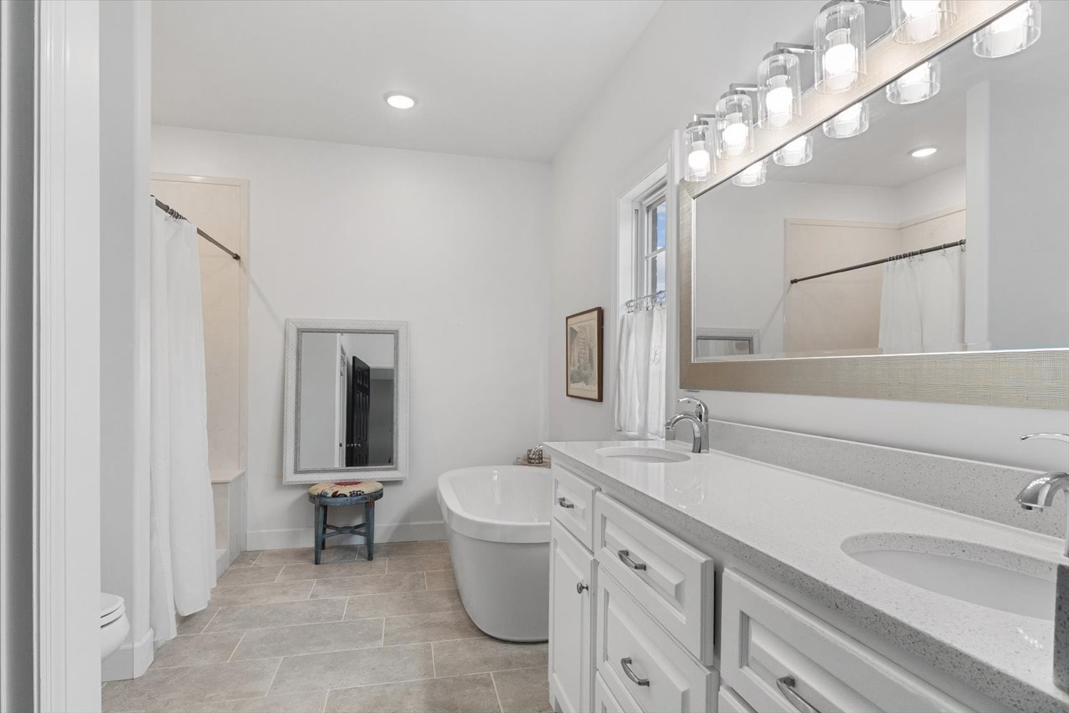 605 Compton Ln Property Photo 16