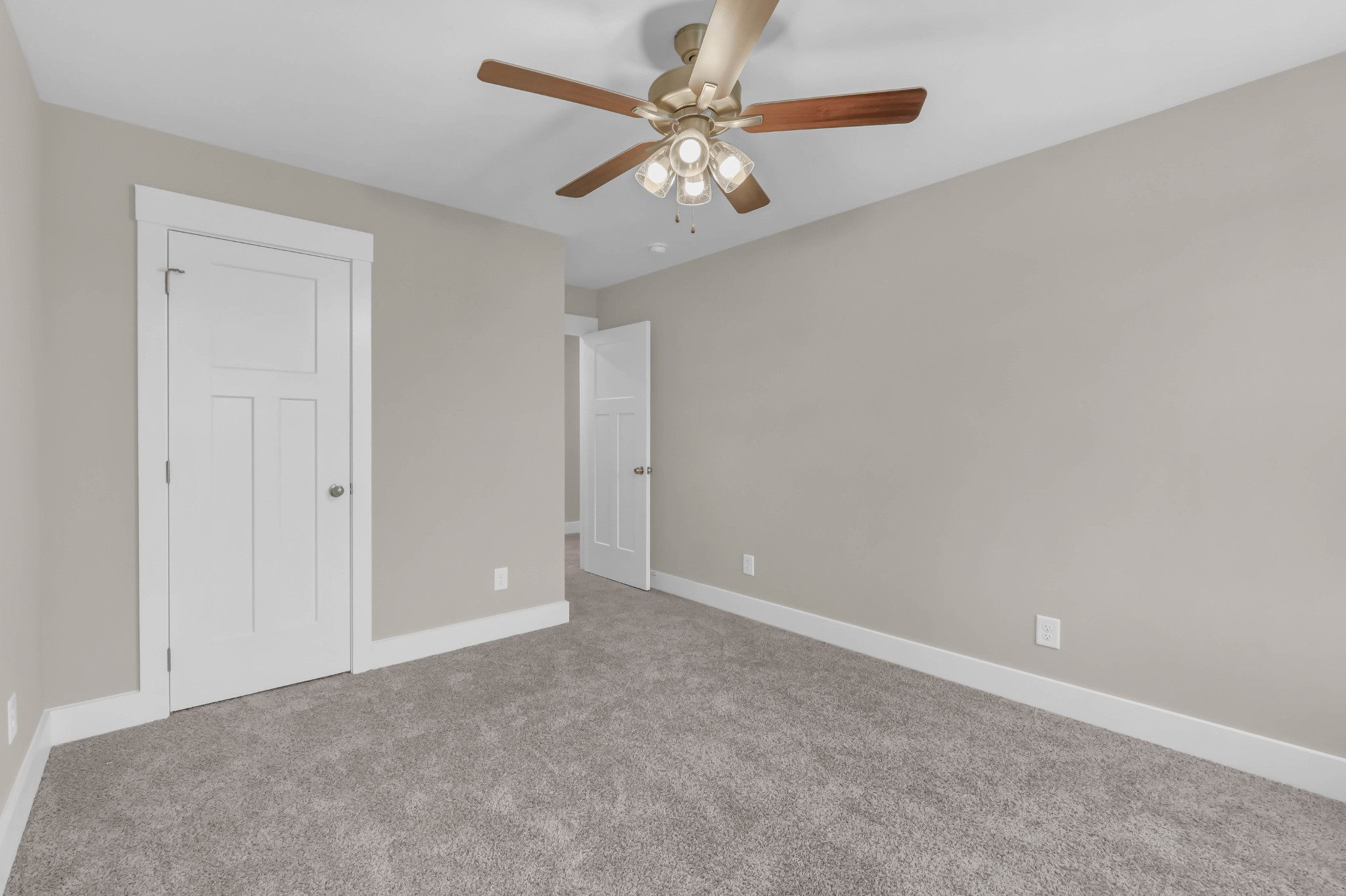 321 Cardinal Creek Property Photo 27