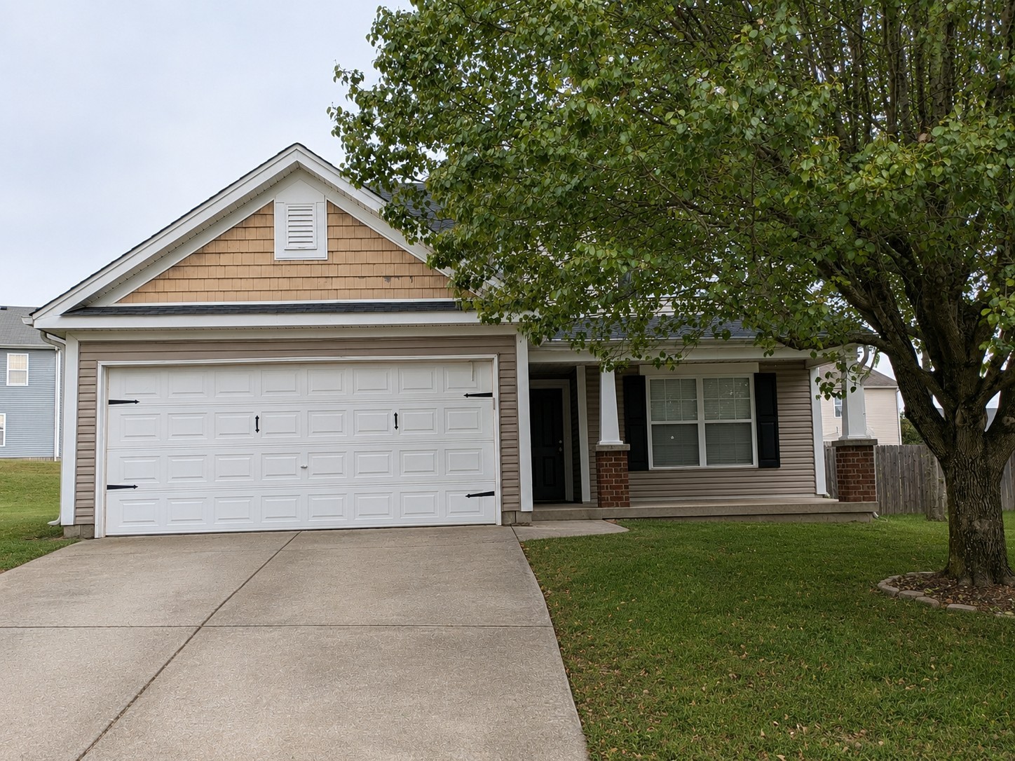 103 Trailing Blossom Ln Property Photo 1