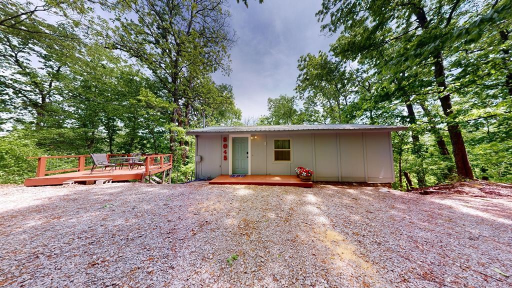 8045 Sarah Thomas Rd Property Photo 5