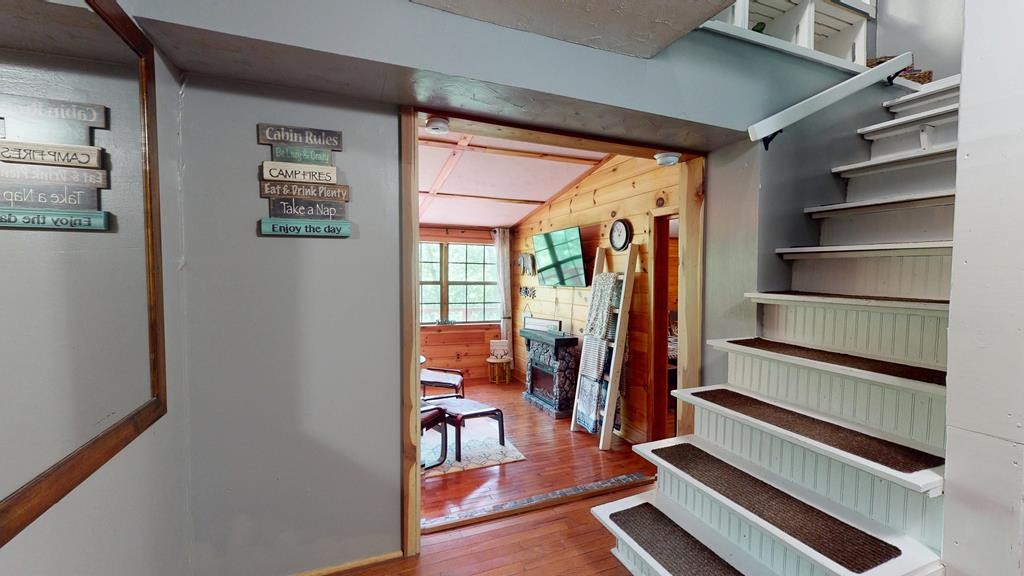 8045 Sarah Thomas Rd Property Photo 17