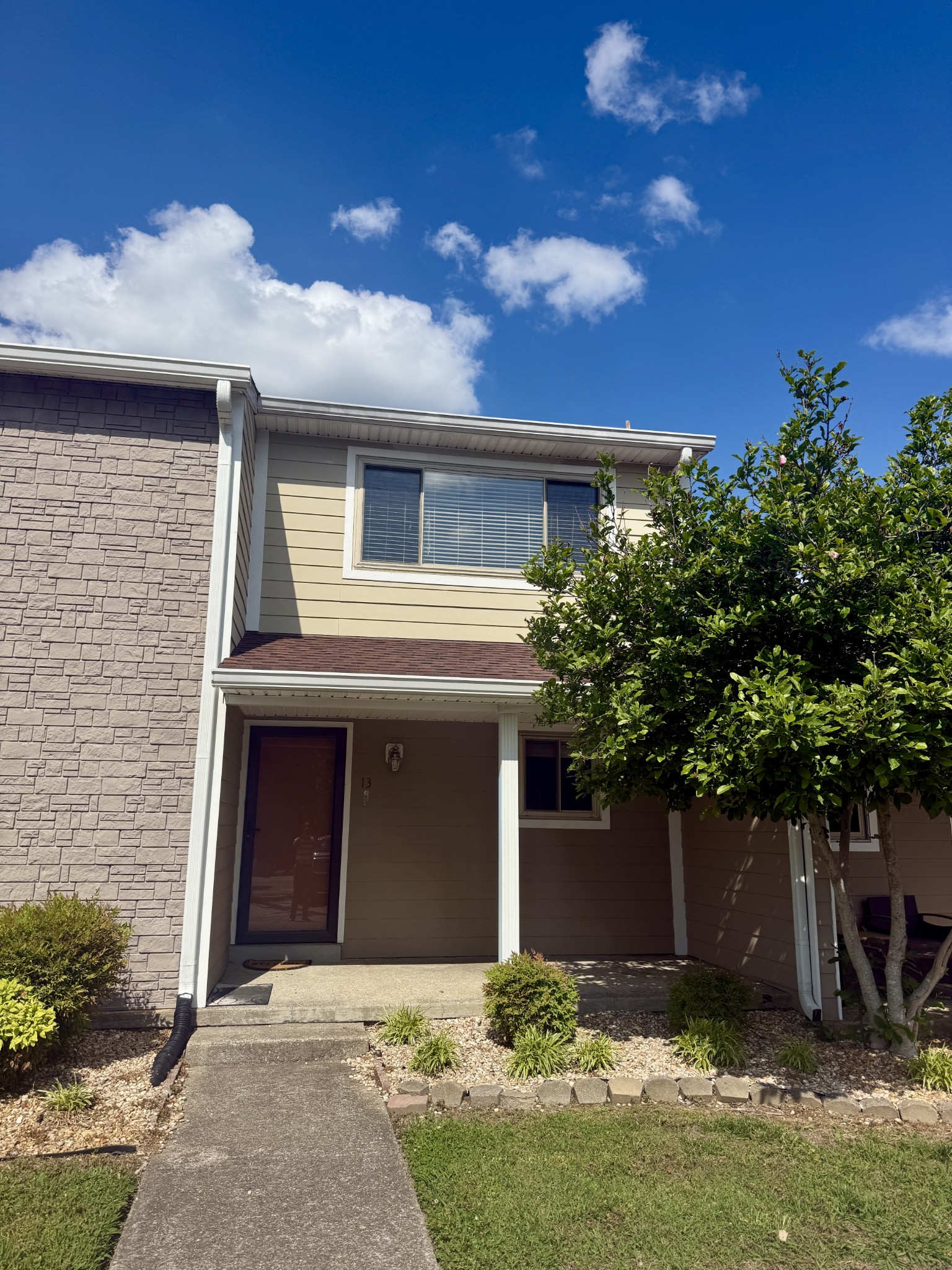 2169 Highway 41, S