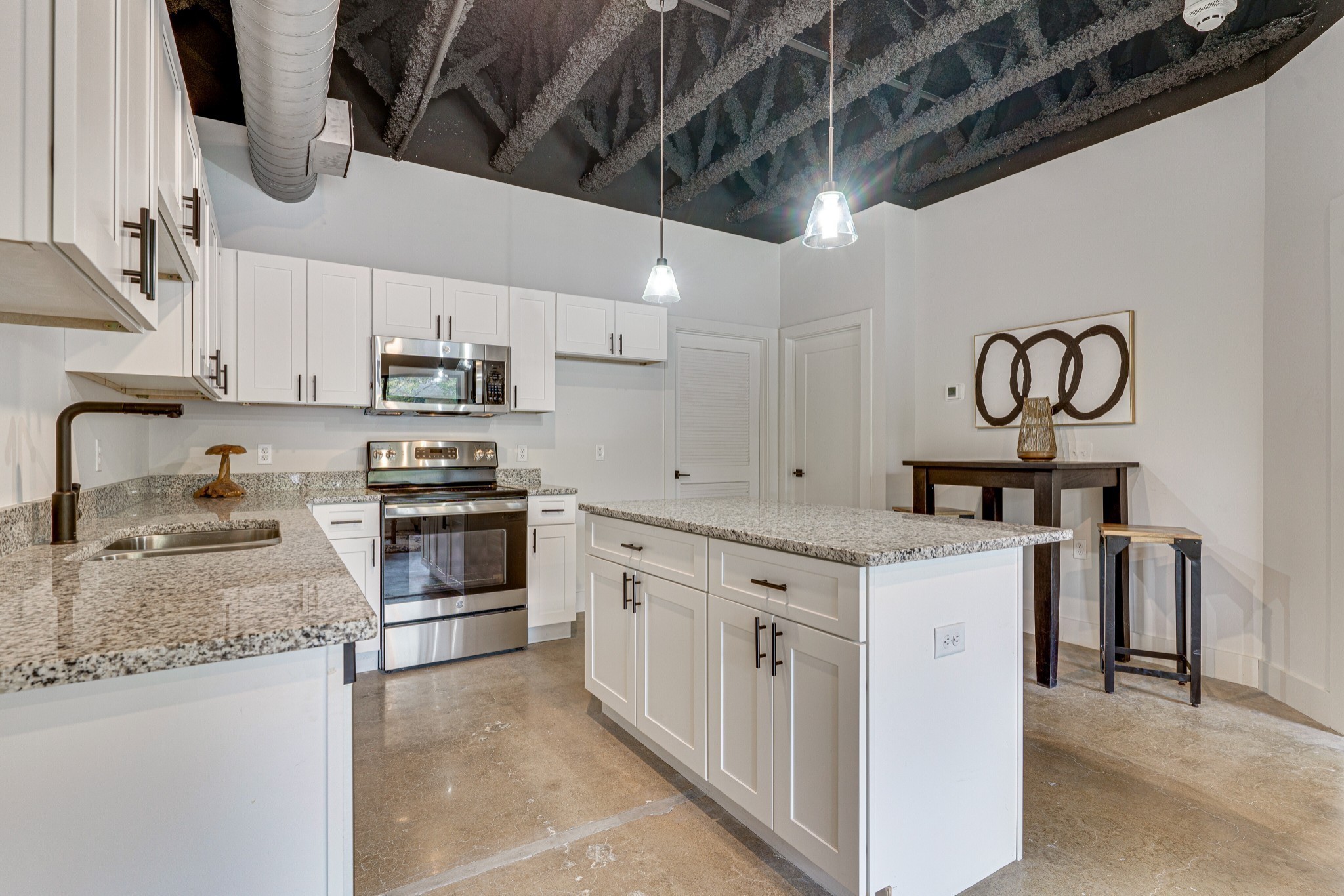295 Plus Park Blvd Property Photo 1