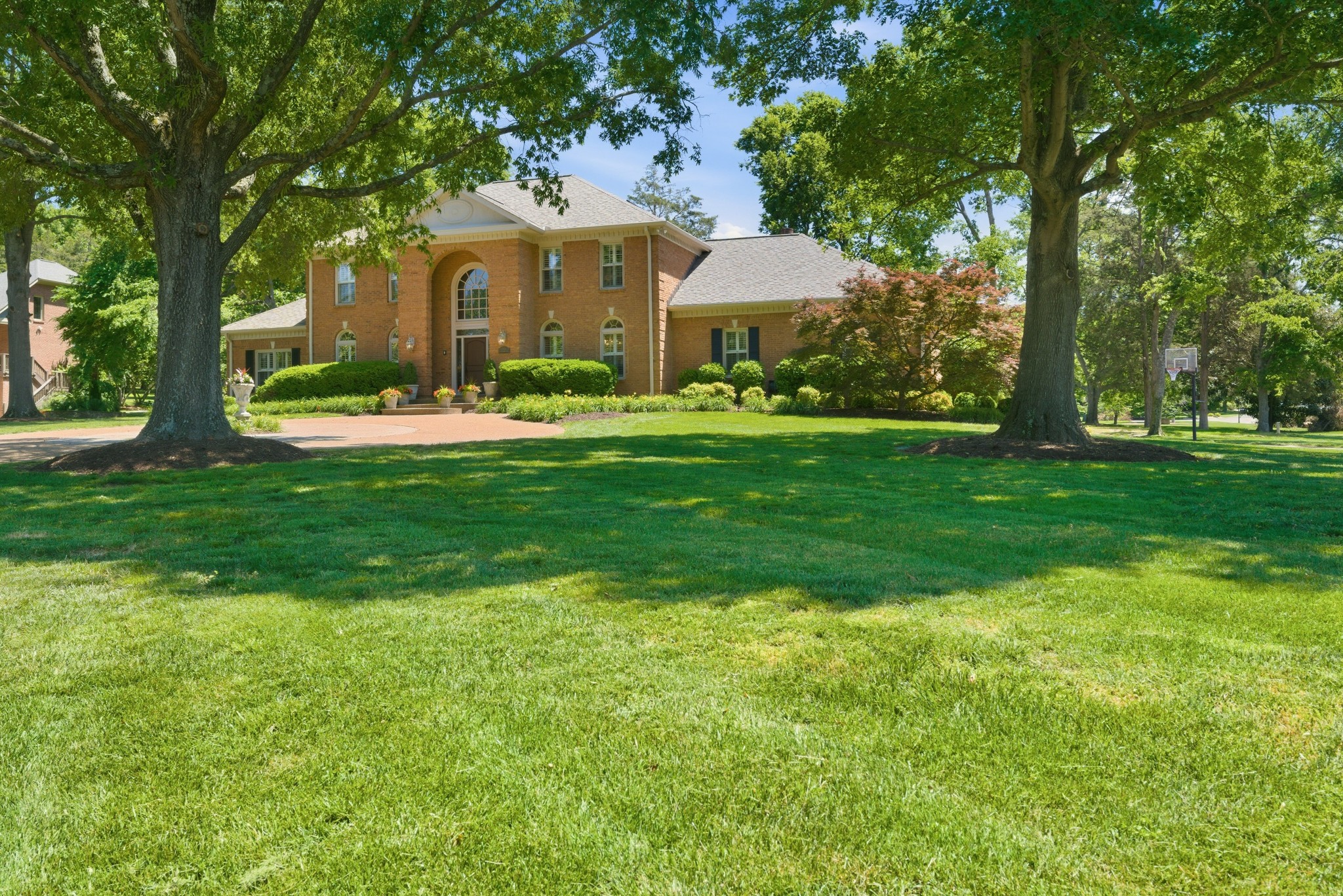 9102 E Cambridge Ct