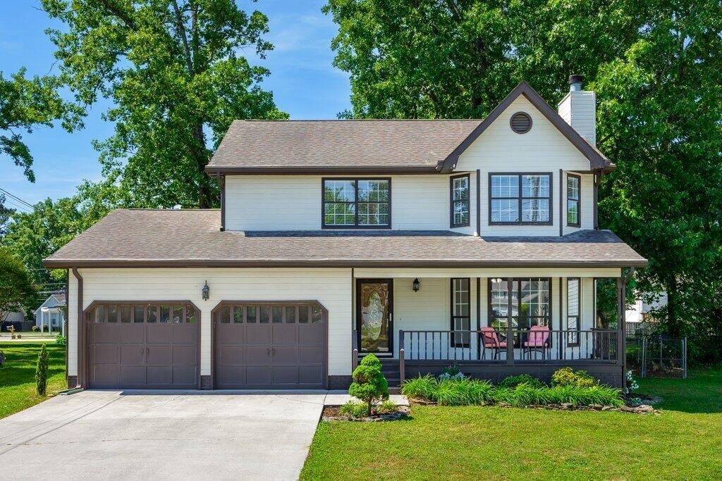 8708 Oak View Drive Property Photo 1
