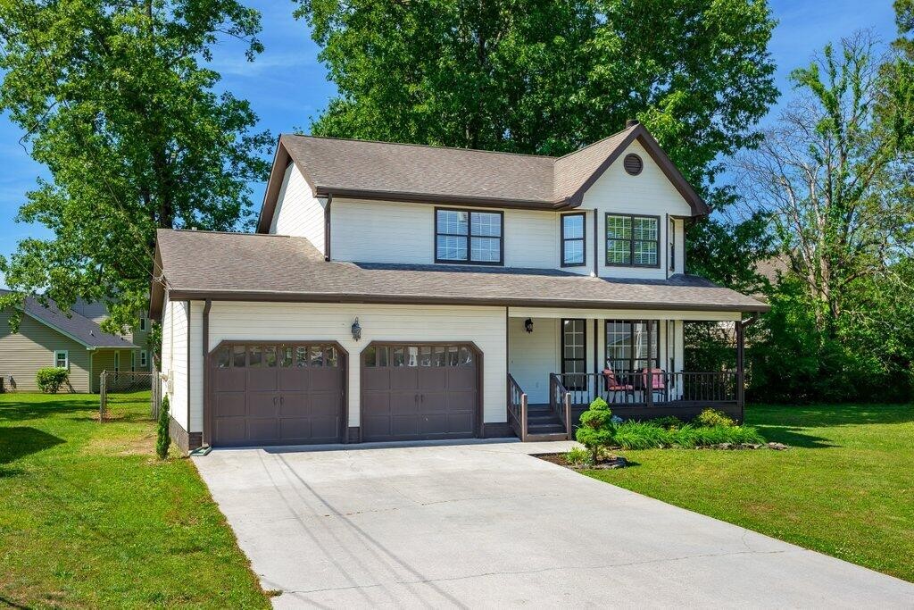 8708 Oak View Drive Property Photo 2
