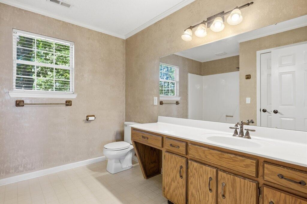 8708 Oak View Drive Property Photo 19