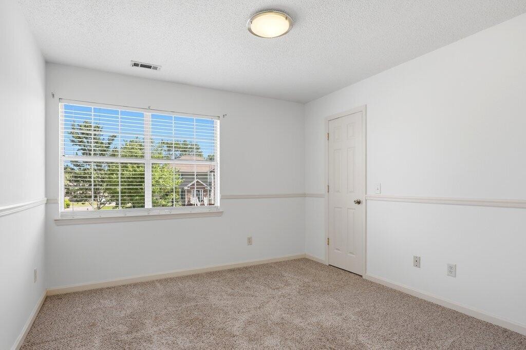 8708 Oak View Drive Property Photo 21