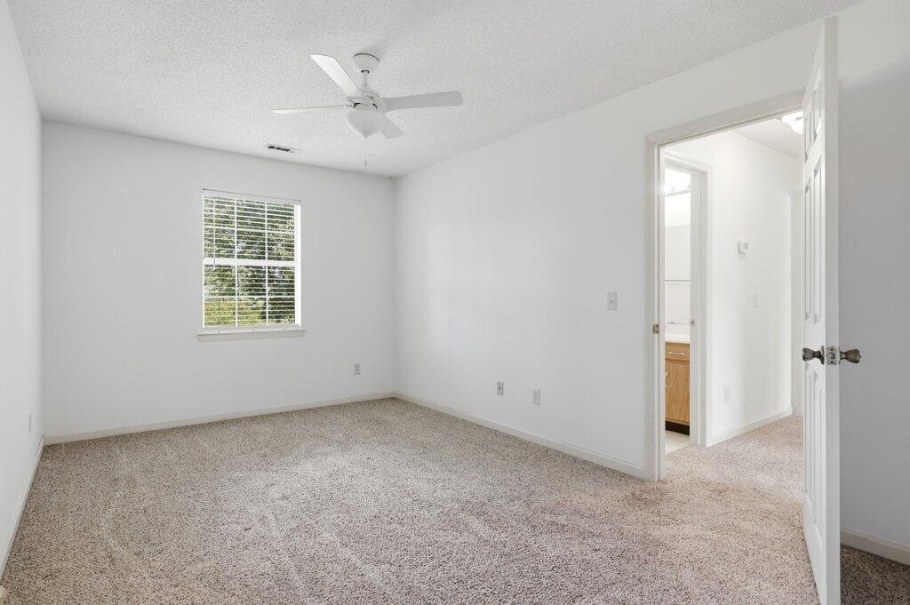 8708 Oak View Drive Property Photo 22