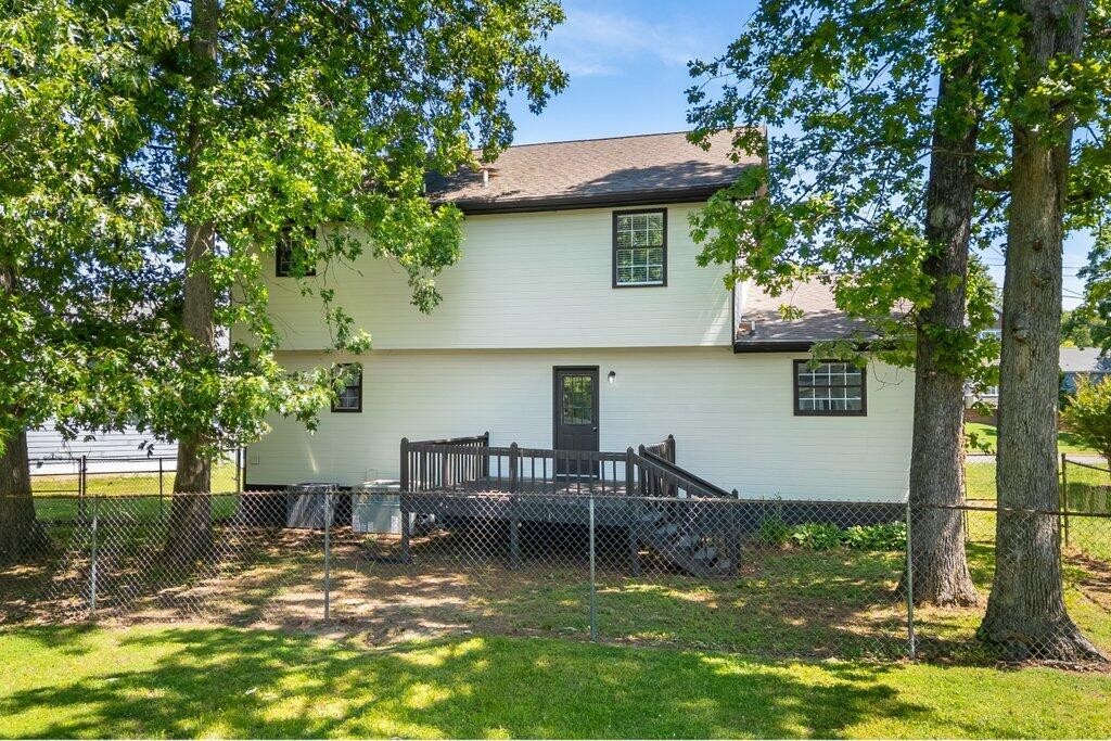 8708 Oak View Drive Property Photo 29