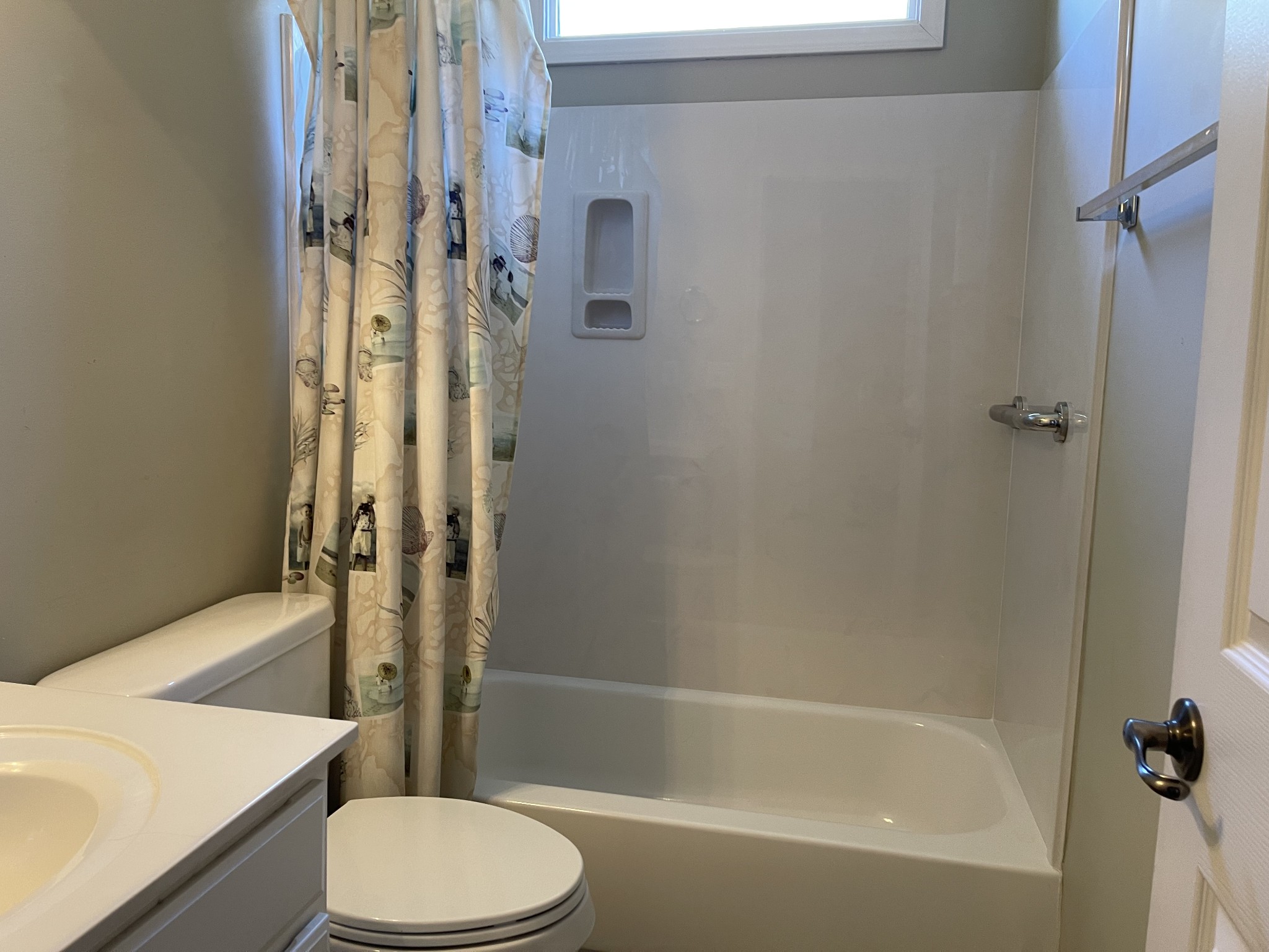 215 Stoners Glen Ct Property Photo 9