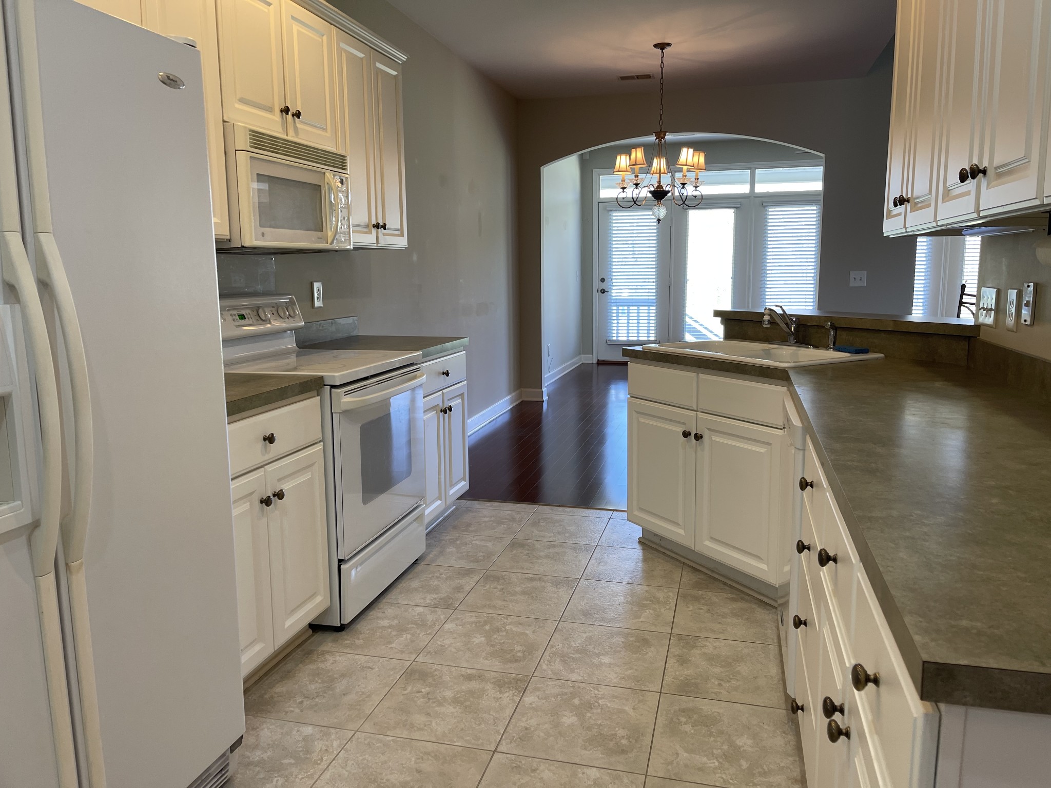 215 Stoners Glen Ct Property Photo 16