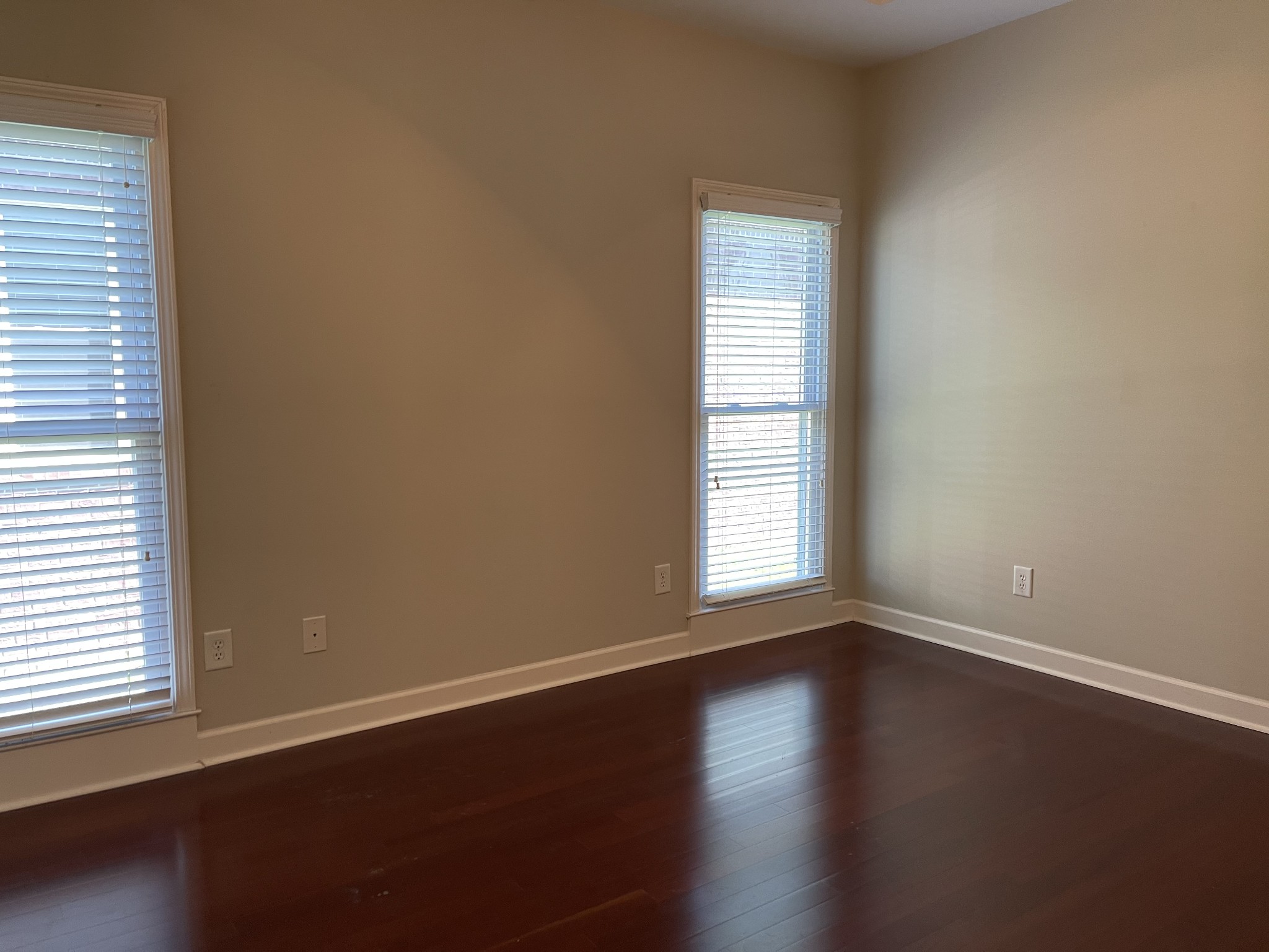 215 Stoners Glen Ct Property Photo 22