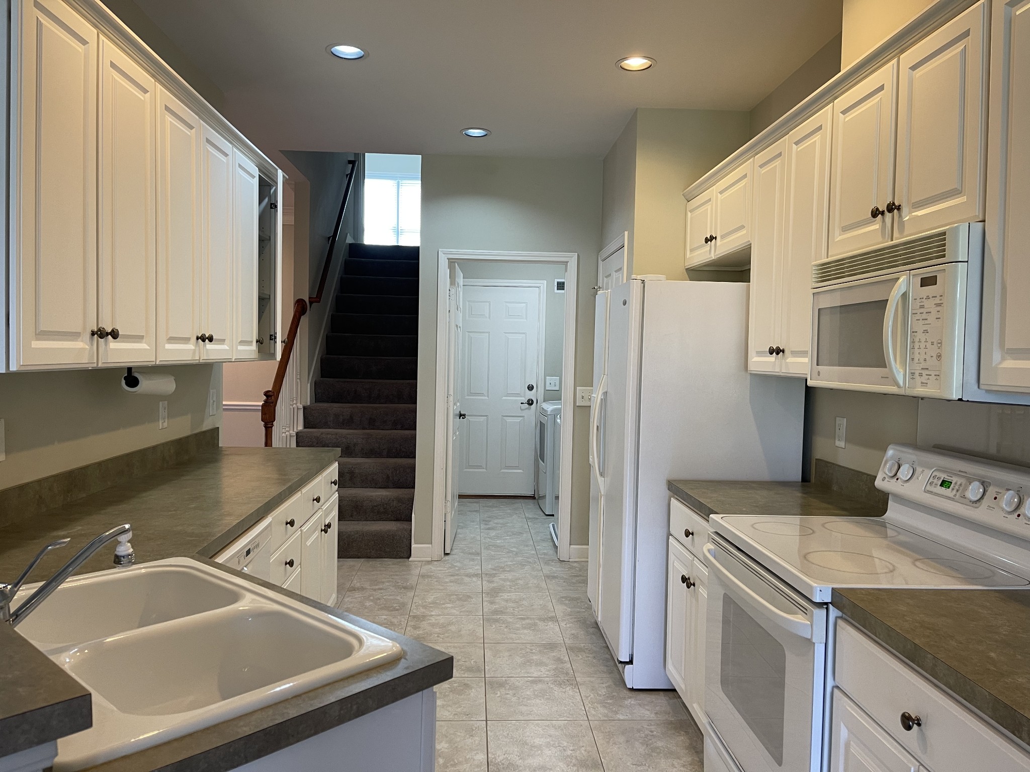 215 Stoners Glen Ct Property Photo 23