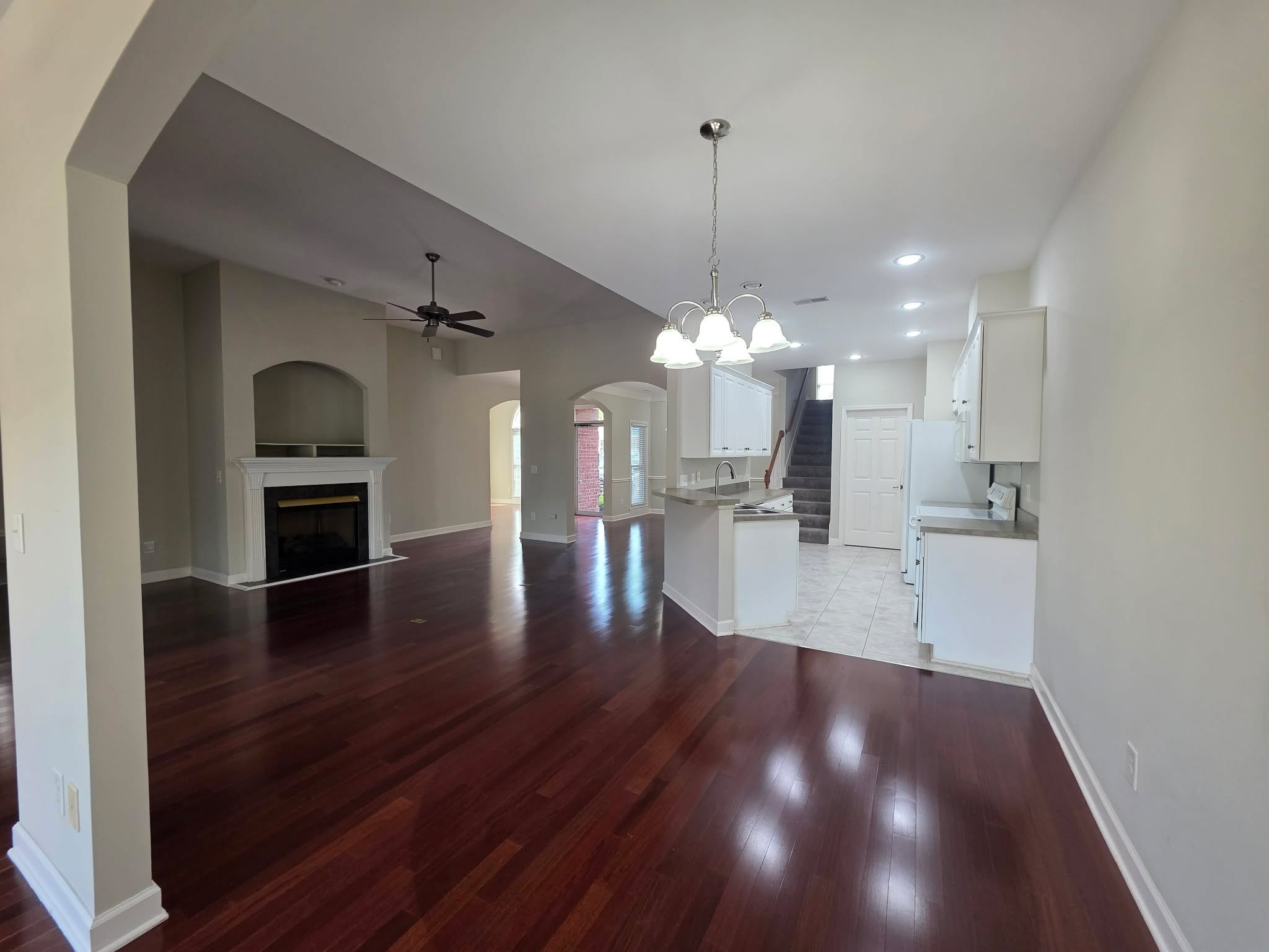 215 Stoners Glen Ct Property Photo 26
