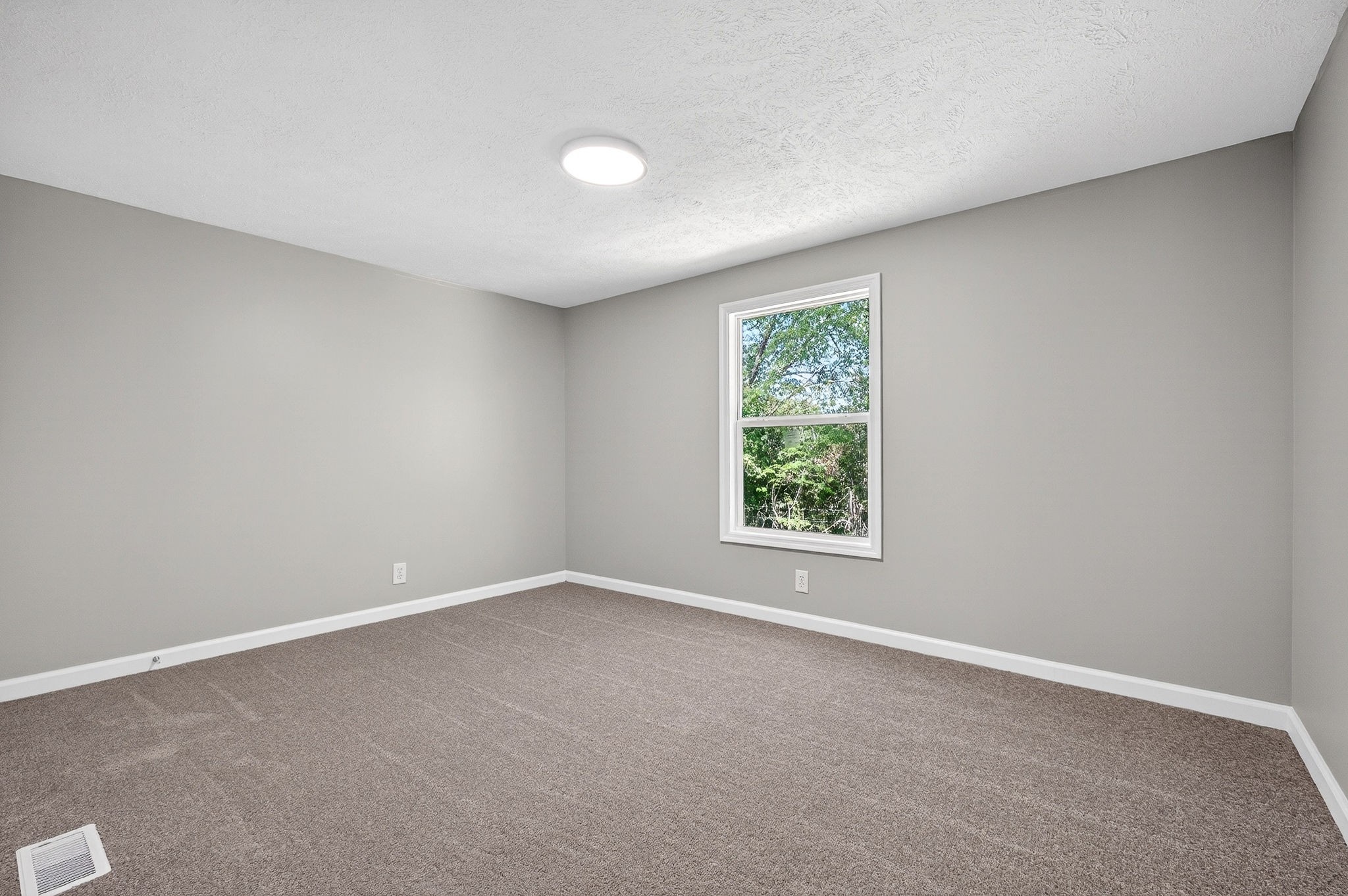 8380 Chaffin Rd Property Photo 16