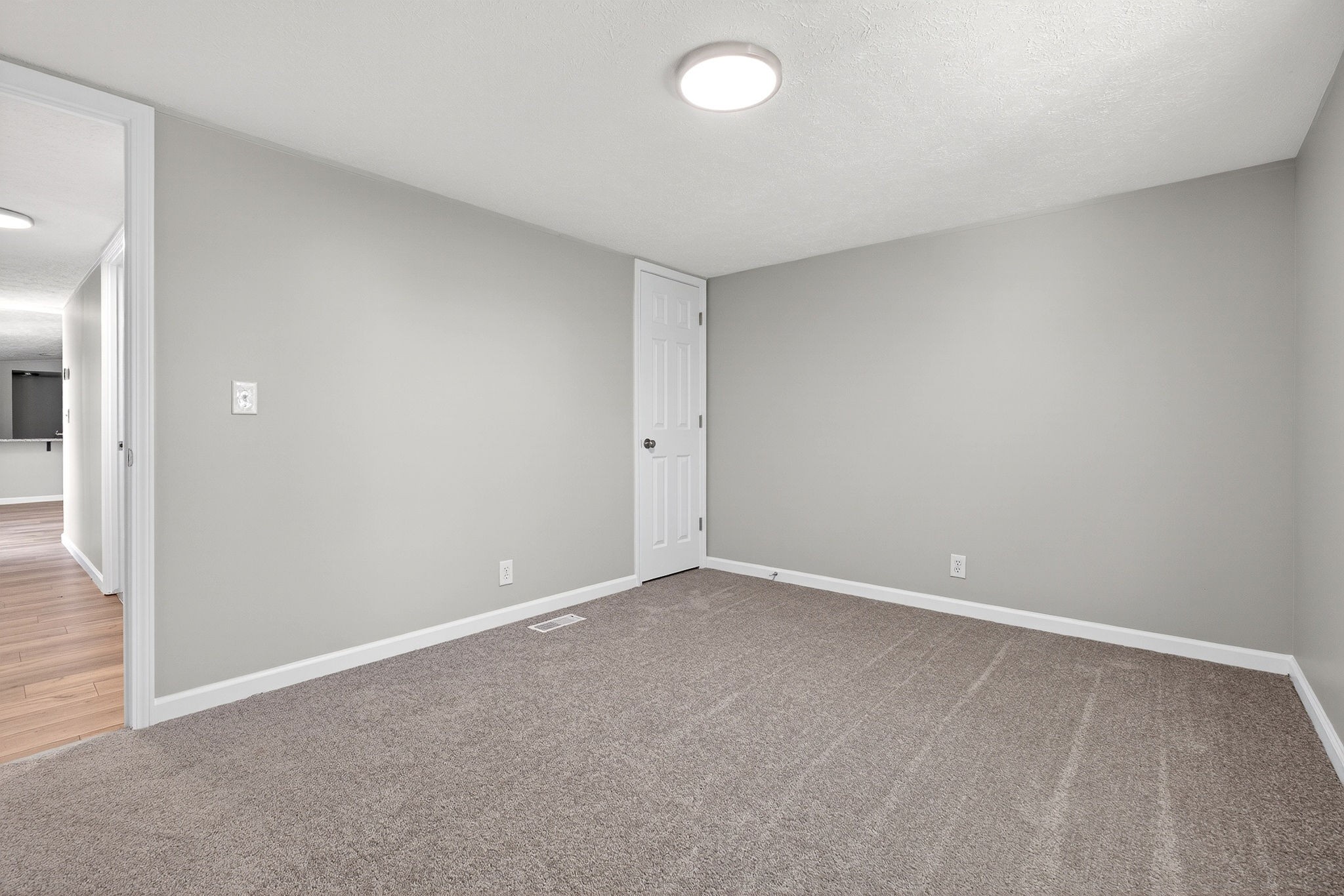 8380 Chaffin Rd Property Photo 17