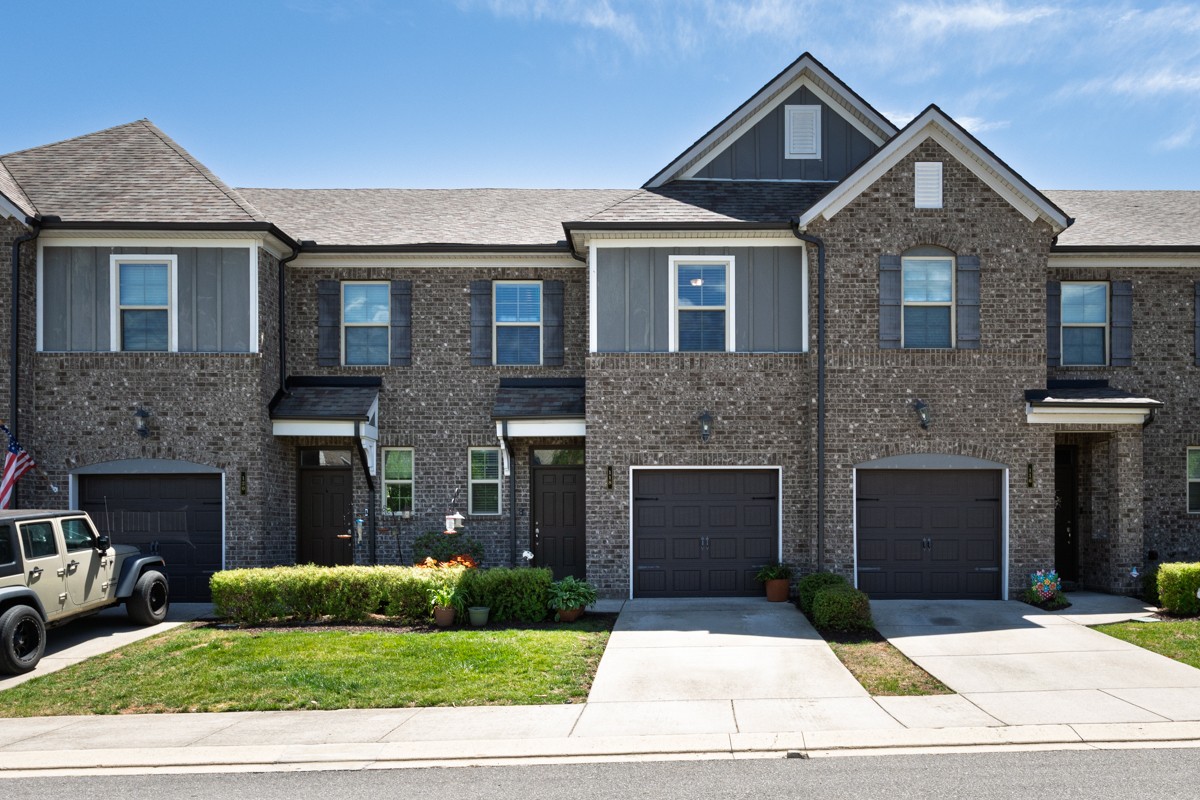 118 Bluestem Ct Property Photo 1