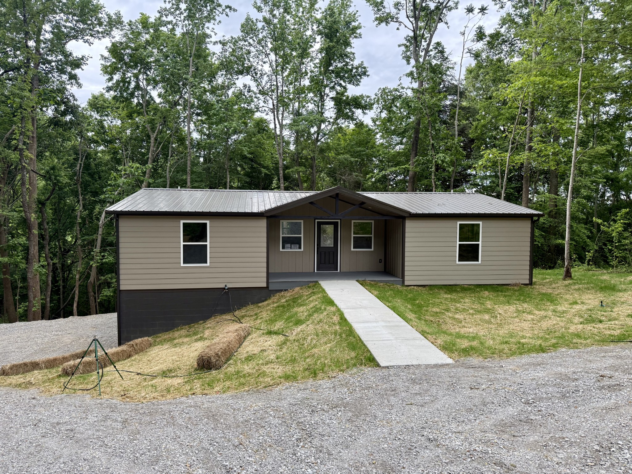 484 Spencer Dr Property Photo 42