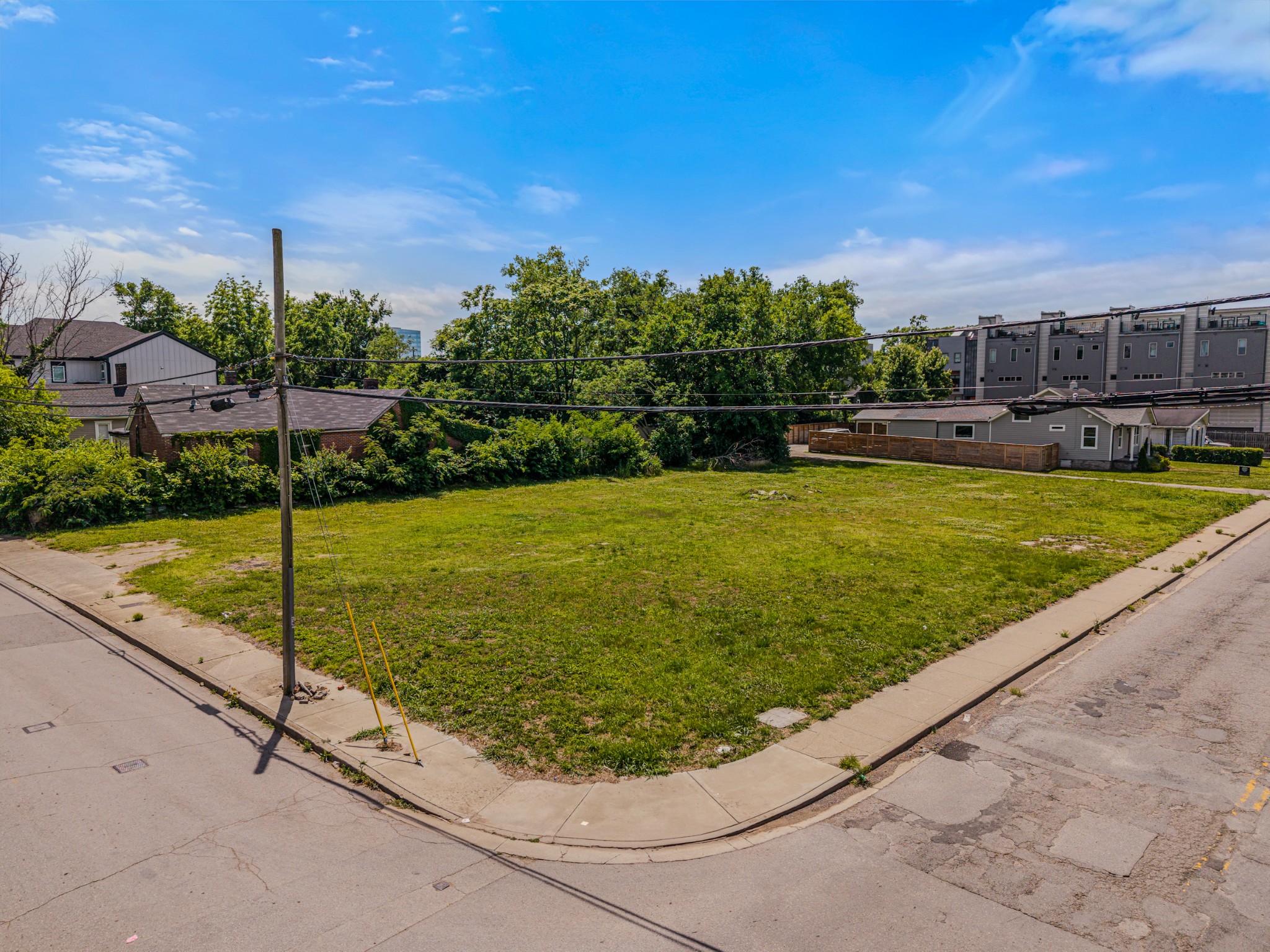 616 26th Ave, N Property Photo 1