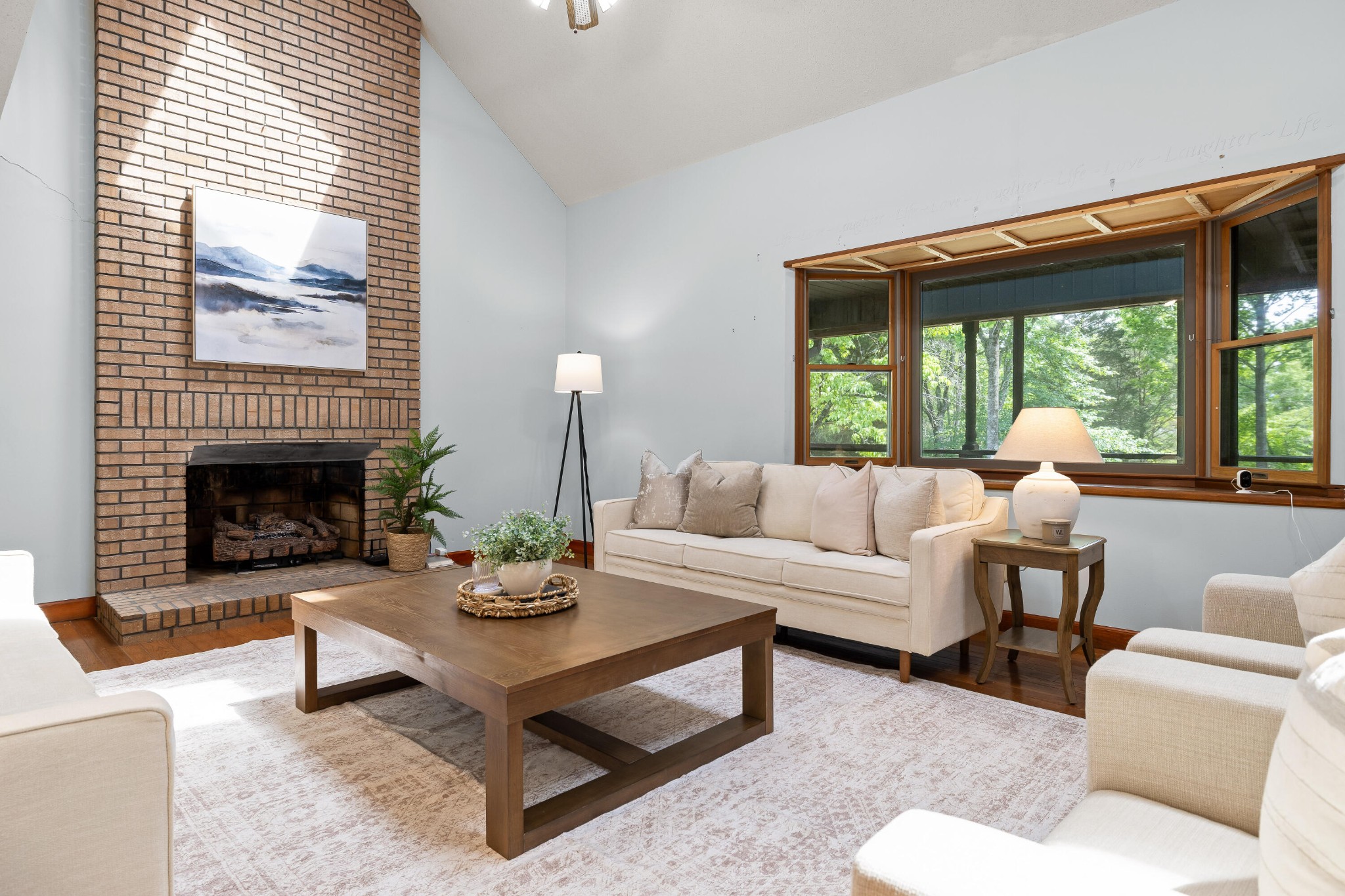 2401 Igou Ferry Road Property Photo 4