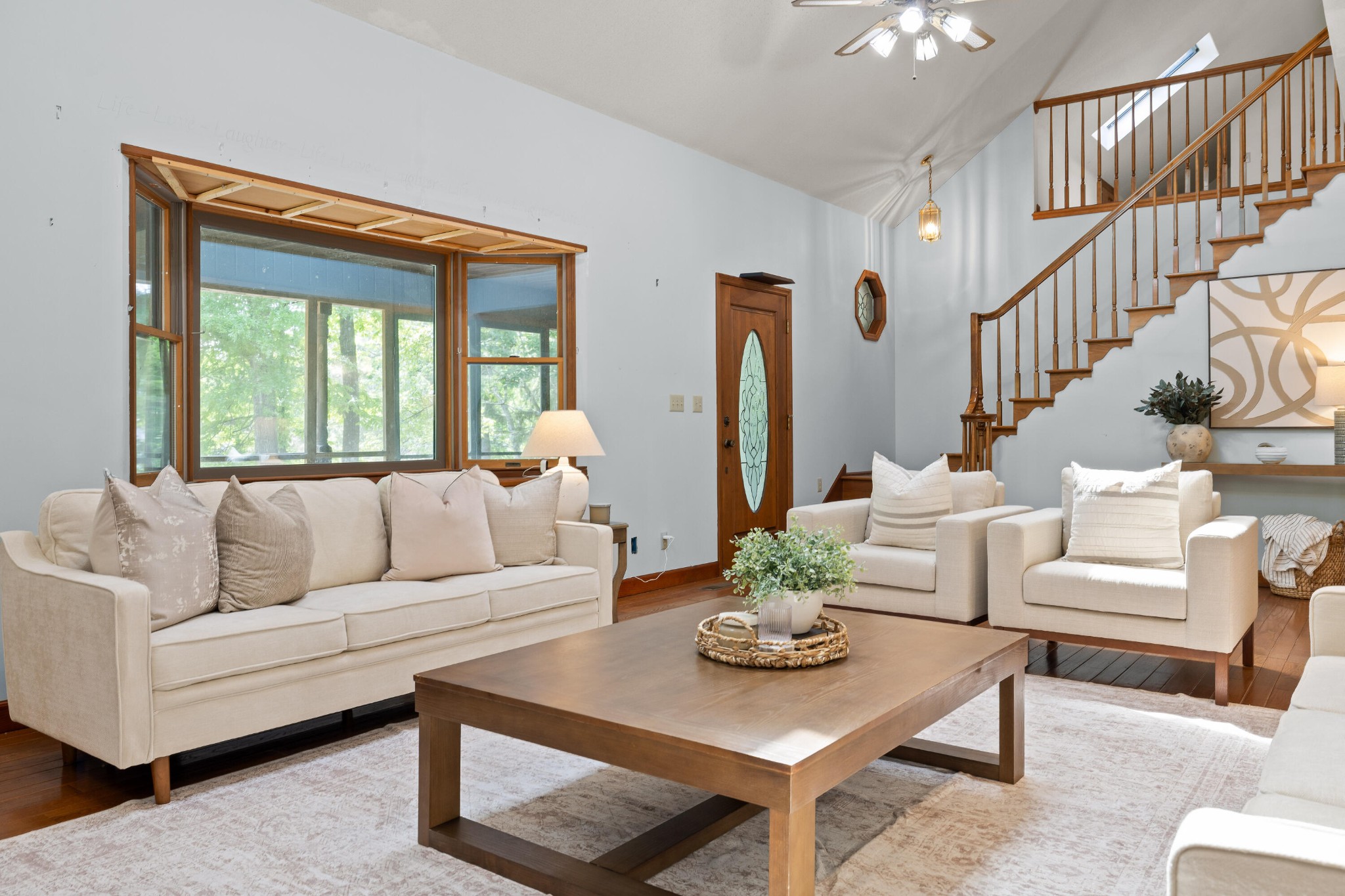 2401 Igou Ferry Road Property Photo 5
