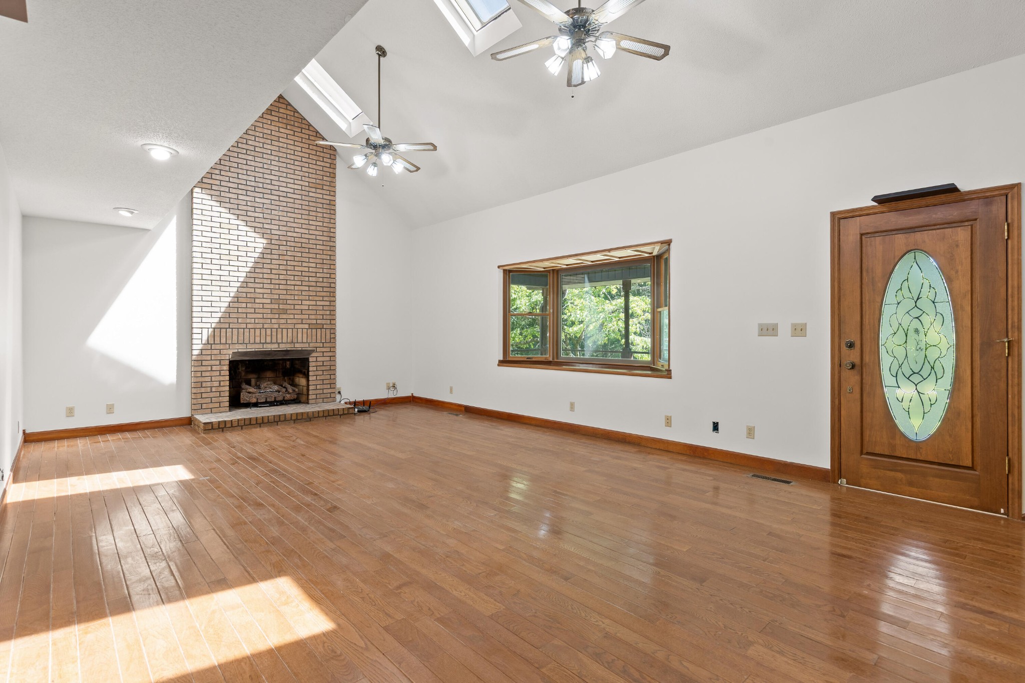 2401 Igou Ferry Road Property Photo 15