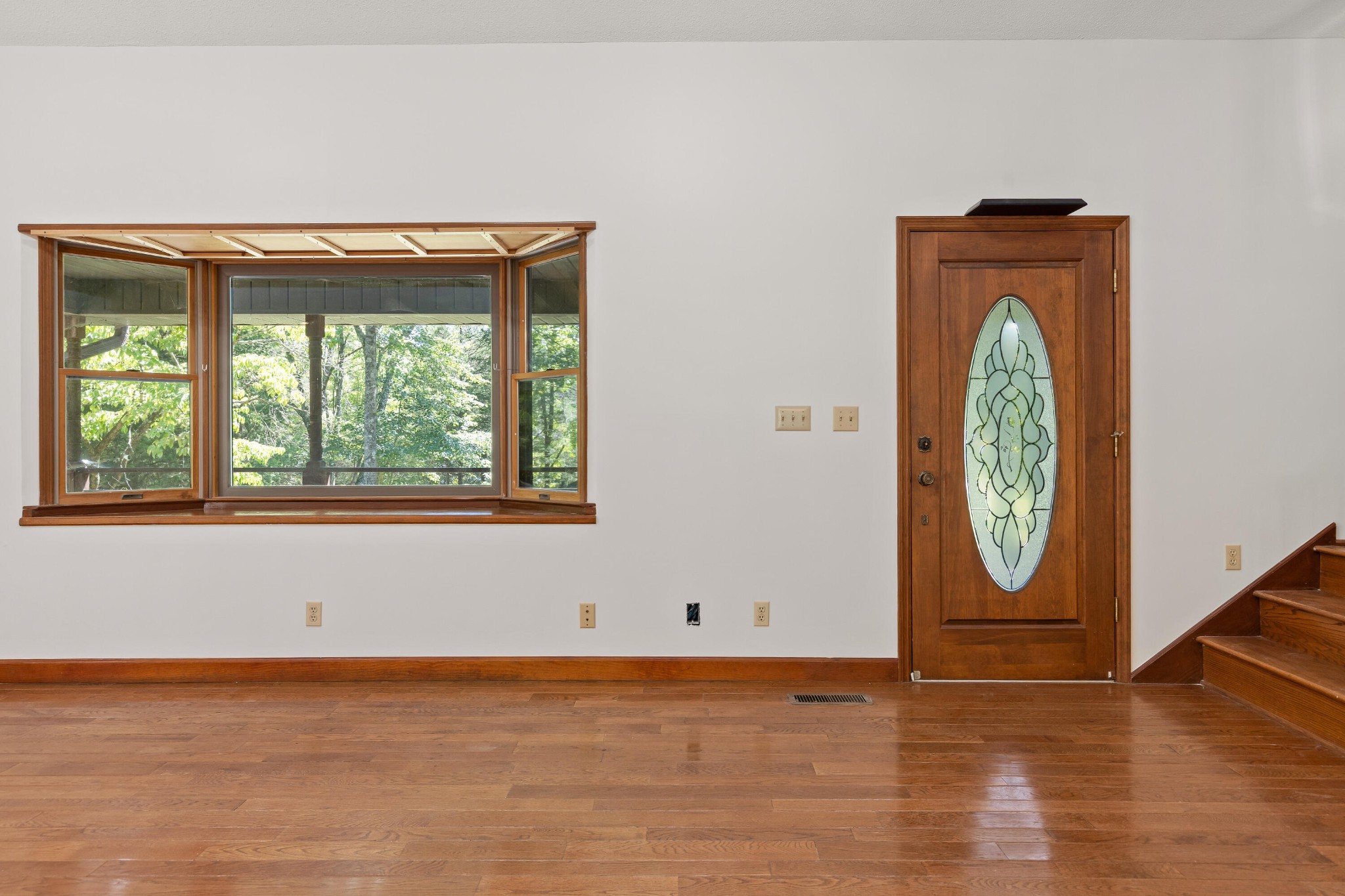 2401 Igou Ferry Road Property Photo 18