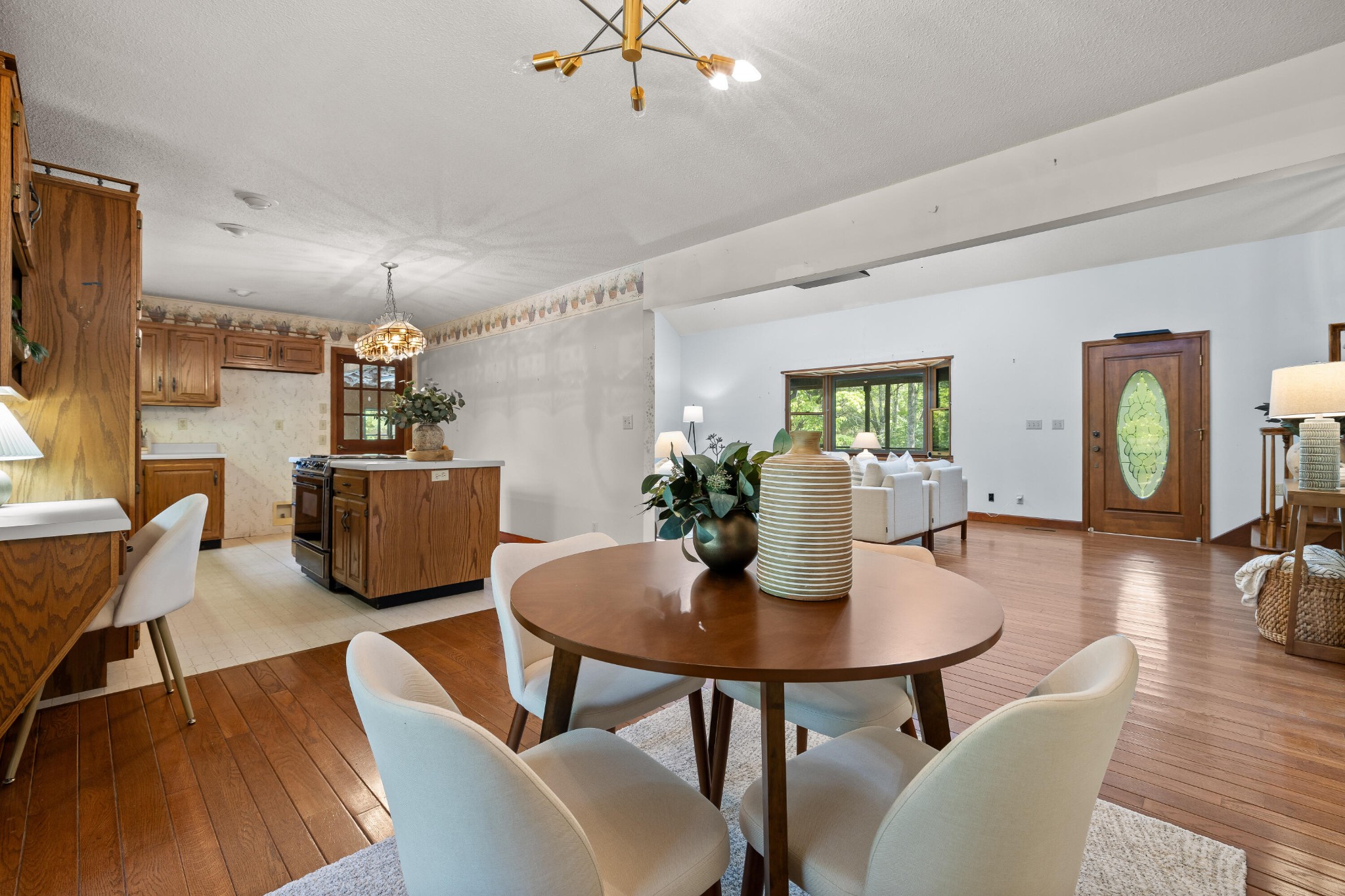 2401 Igou Ferry Road Property Photo 25