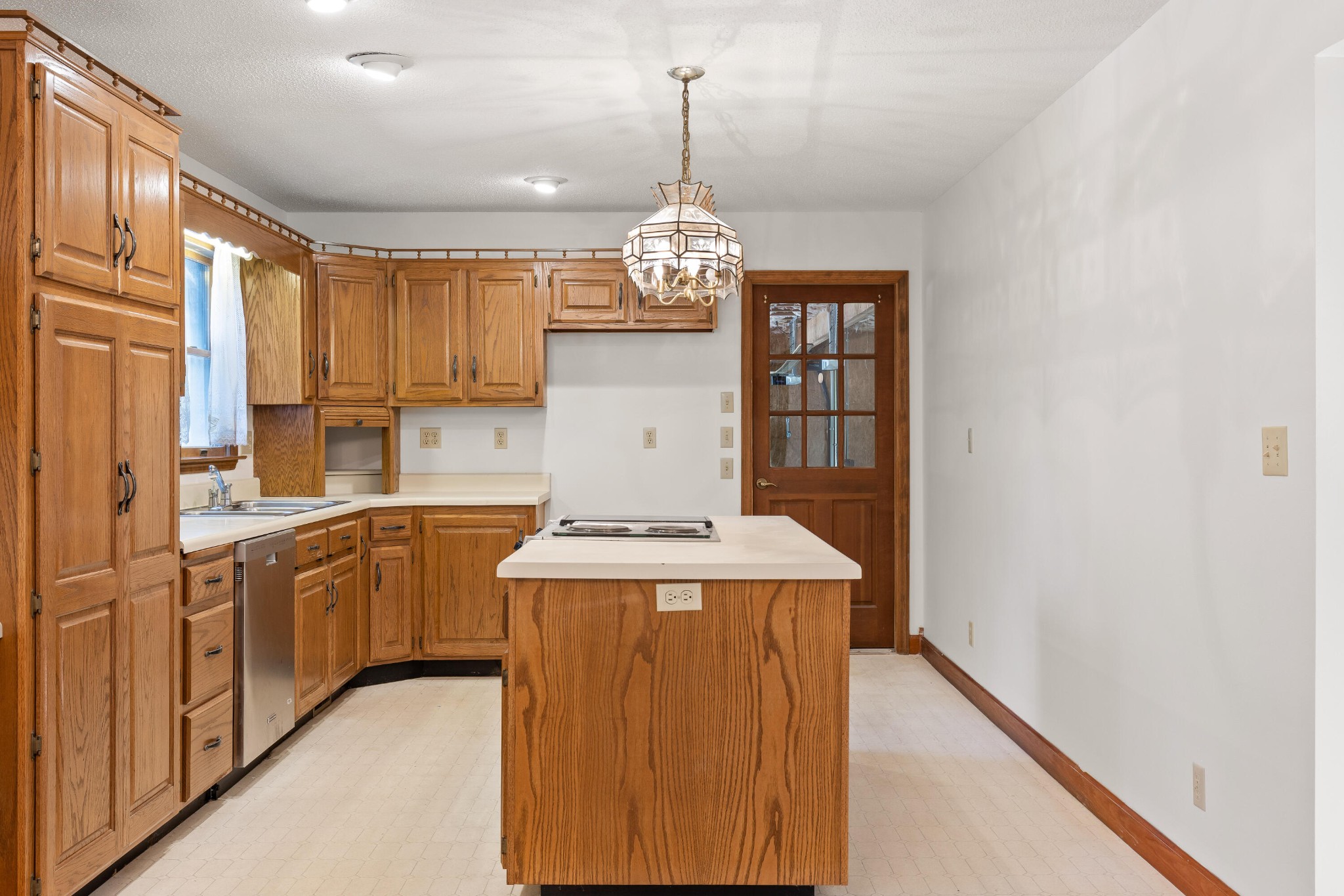 2401 Igou Ferry Road Property Photo 32