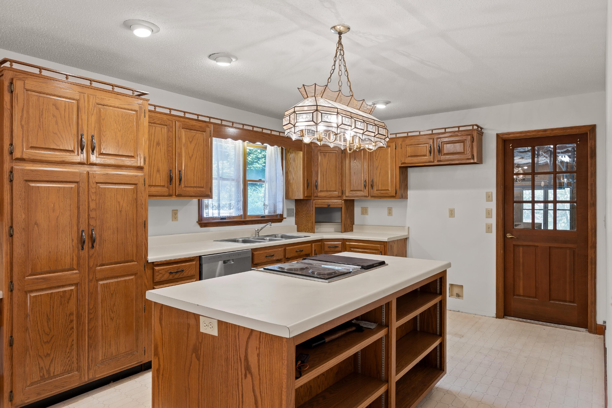 2401 Igou Ferry Road Property Photo 33