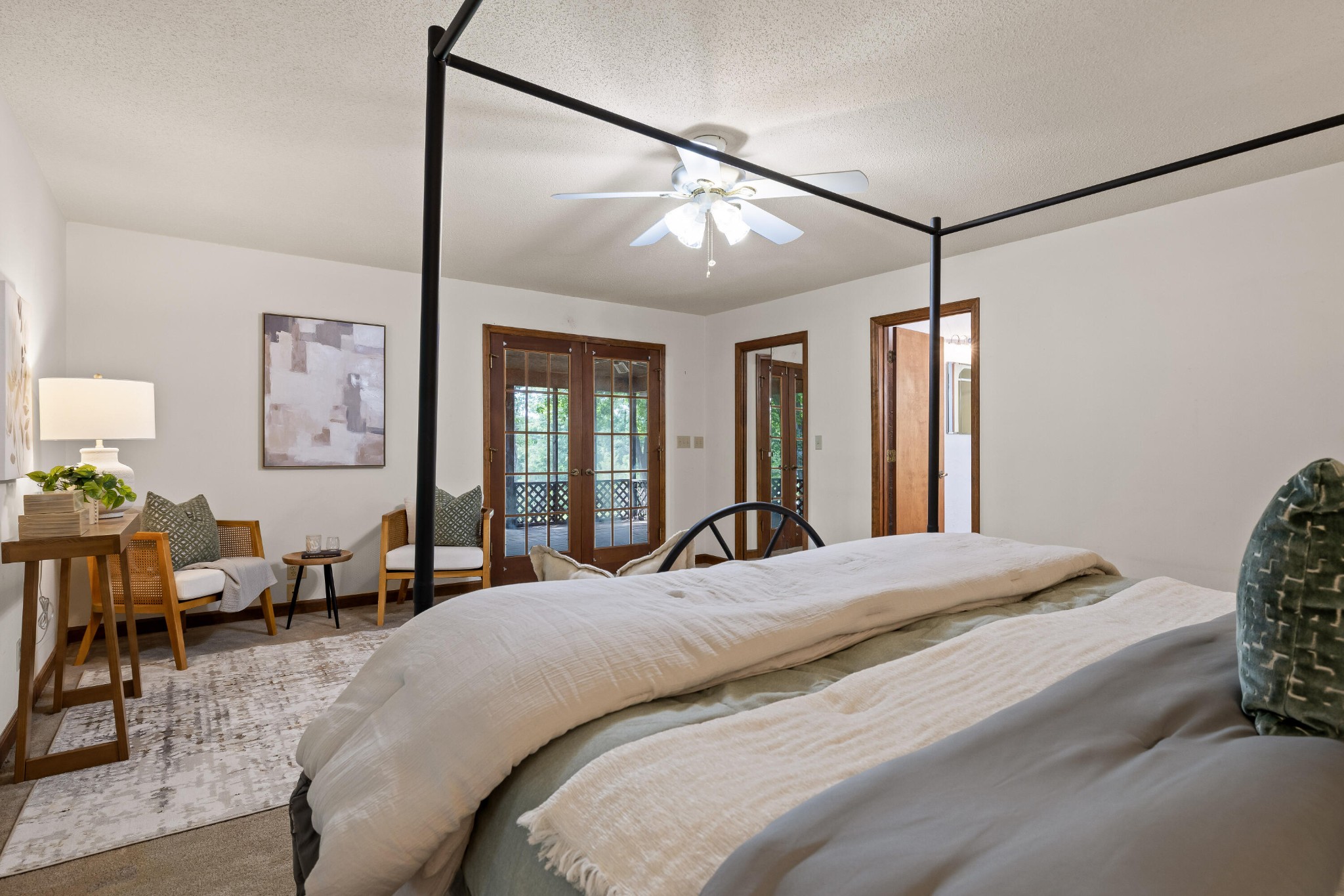 2401 Igou Ferry Road Property Photo 37
