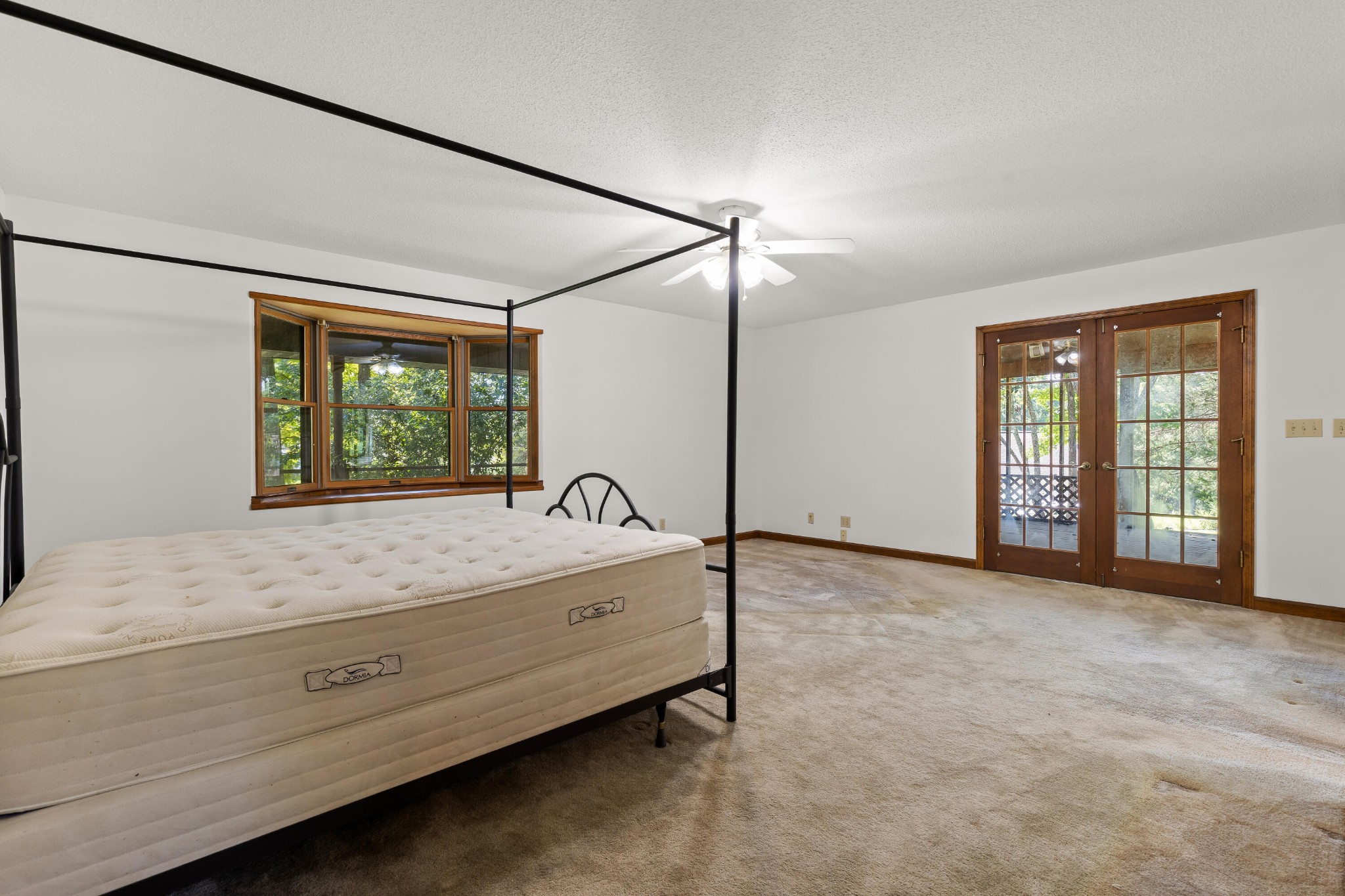 2401 Igou Ferry Road Property Photo 40