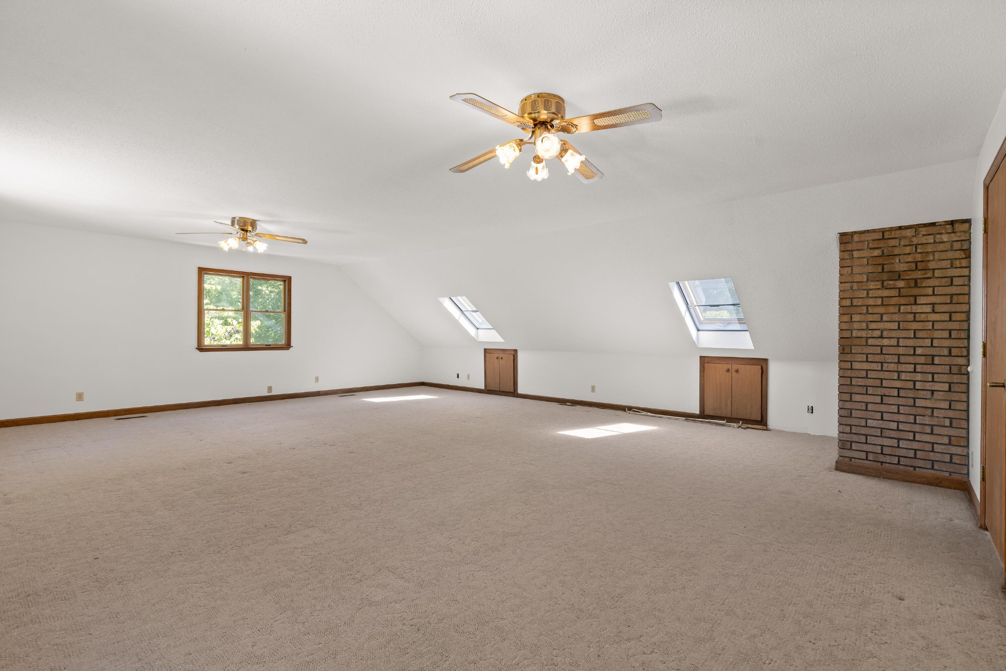 2401 Igou Ferry Road Property Photo 52