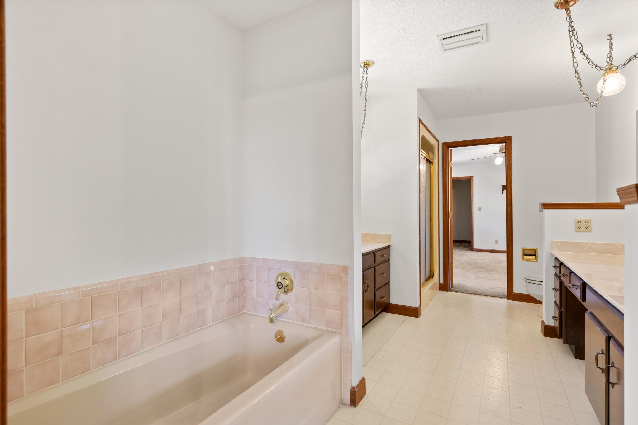 2401 Igou Ferry Road Property Photo 56